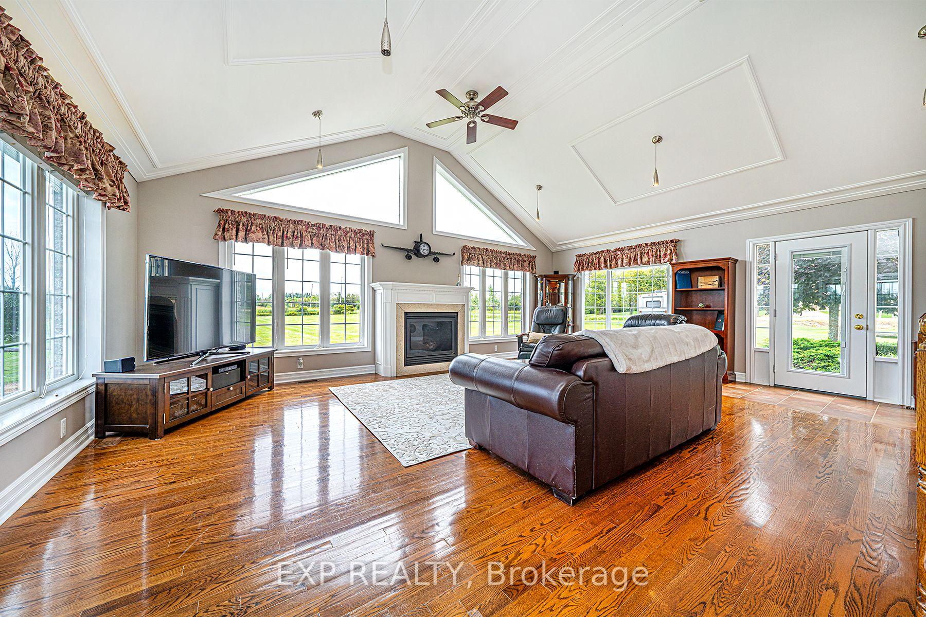 Photo 14 of 24518 Mccowan Road, Georgina, Belhaven — HOMEH