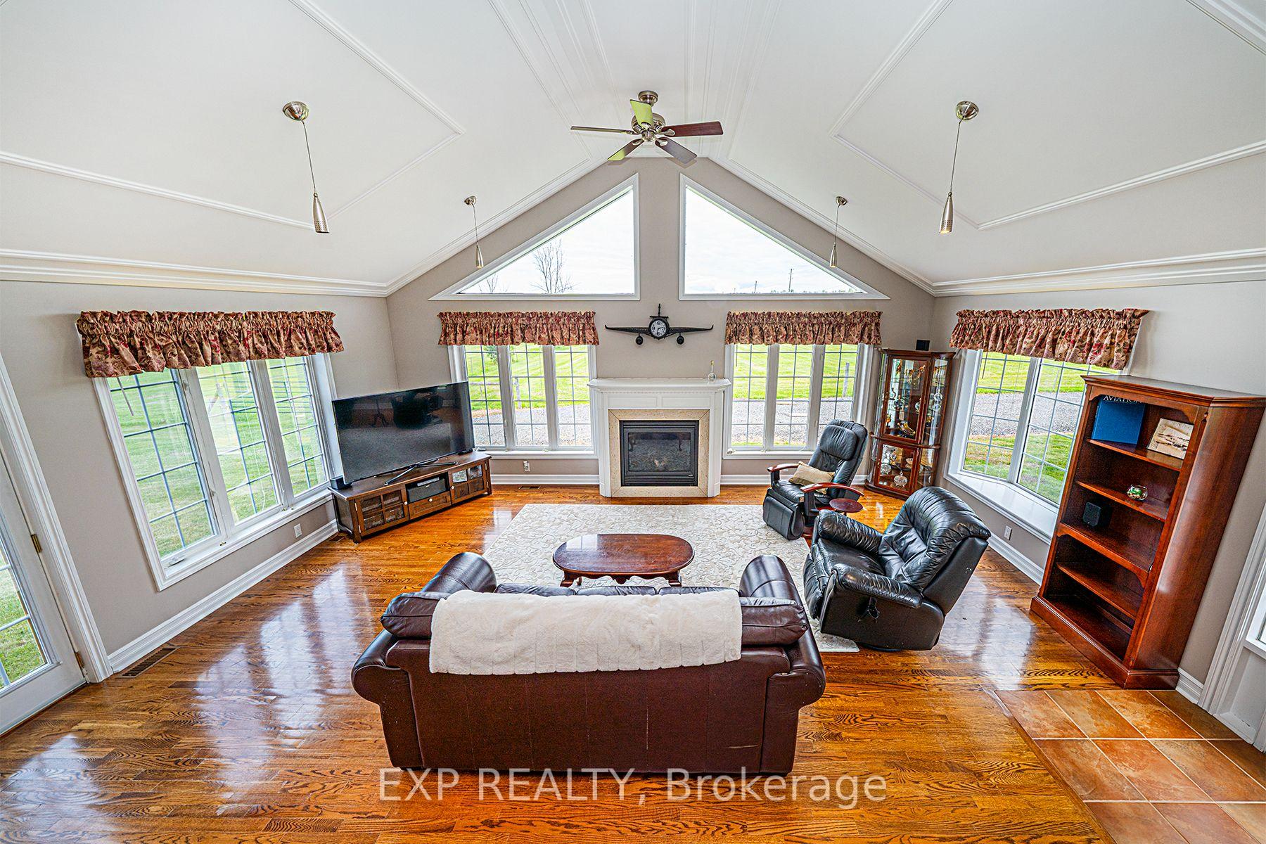 Photo 15 of 24518 Mccowan Road, Georgina, Belhaven — HOMEH