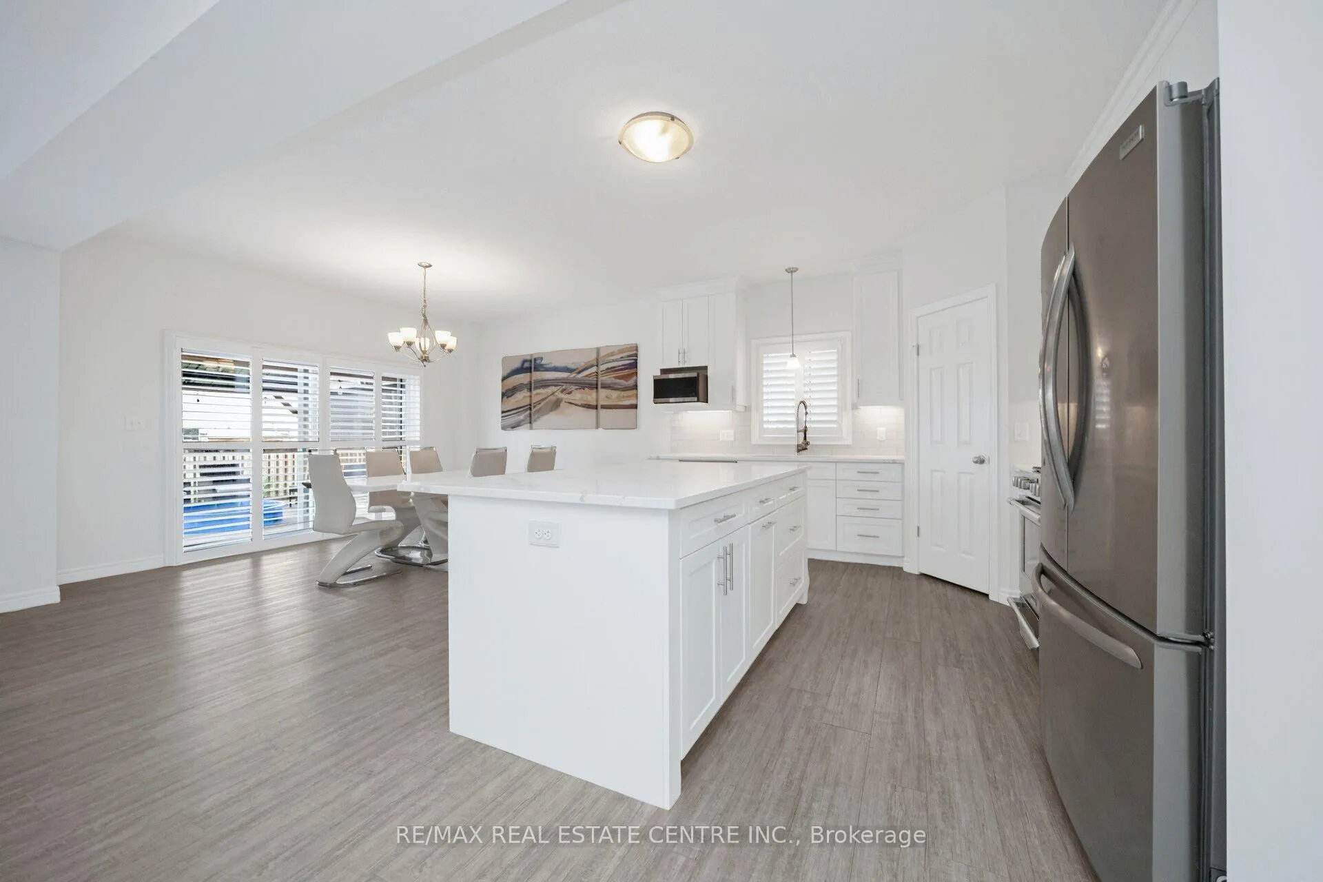 Photo 11 of 48 Arlington Parkway, Brant, Paris — HOMEH