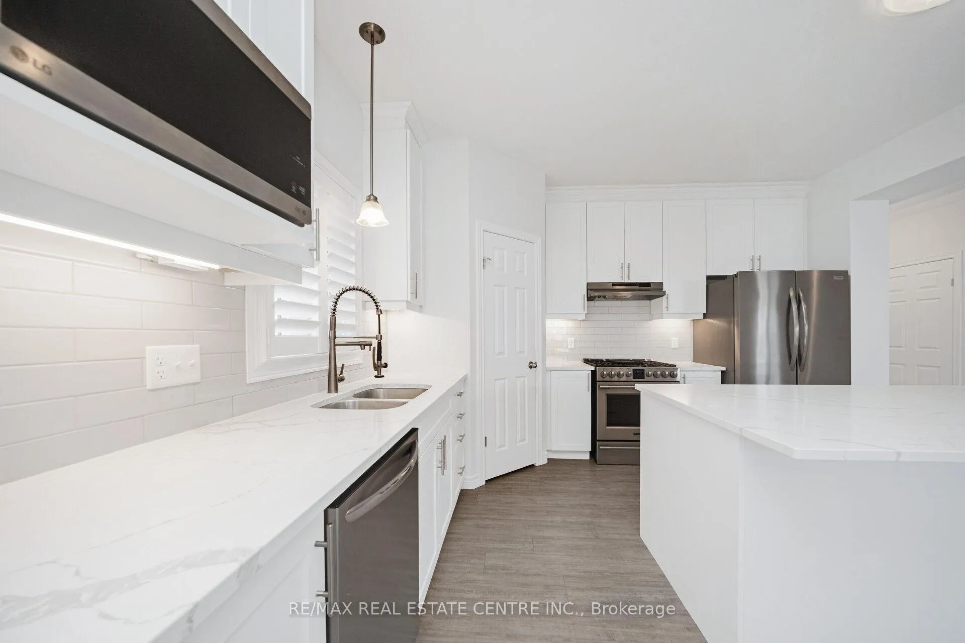 Photo 13 of 48 Arlington Parkway, Brant, Paris — HOMEH