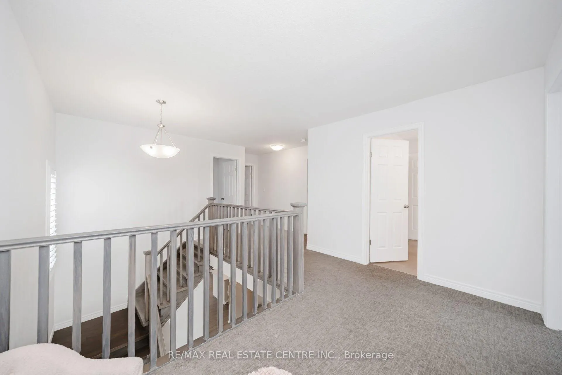 Photo 22 of 48 Arlington Parkway, Brant, Paris — HOMEH