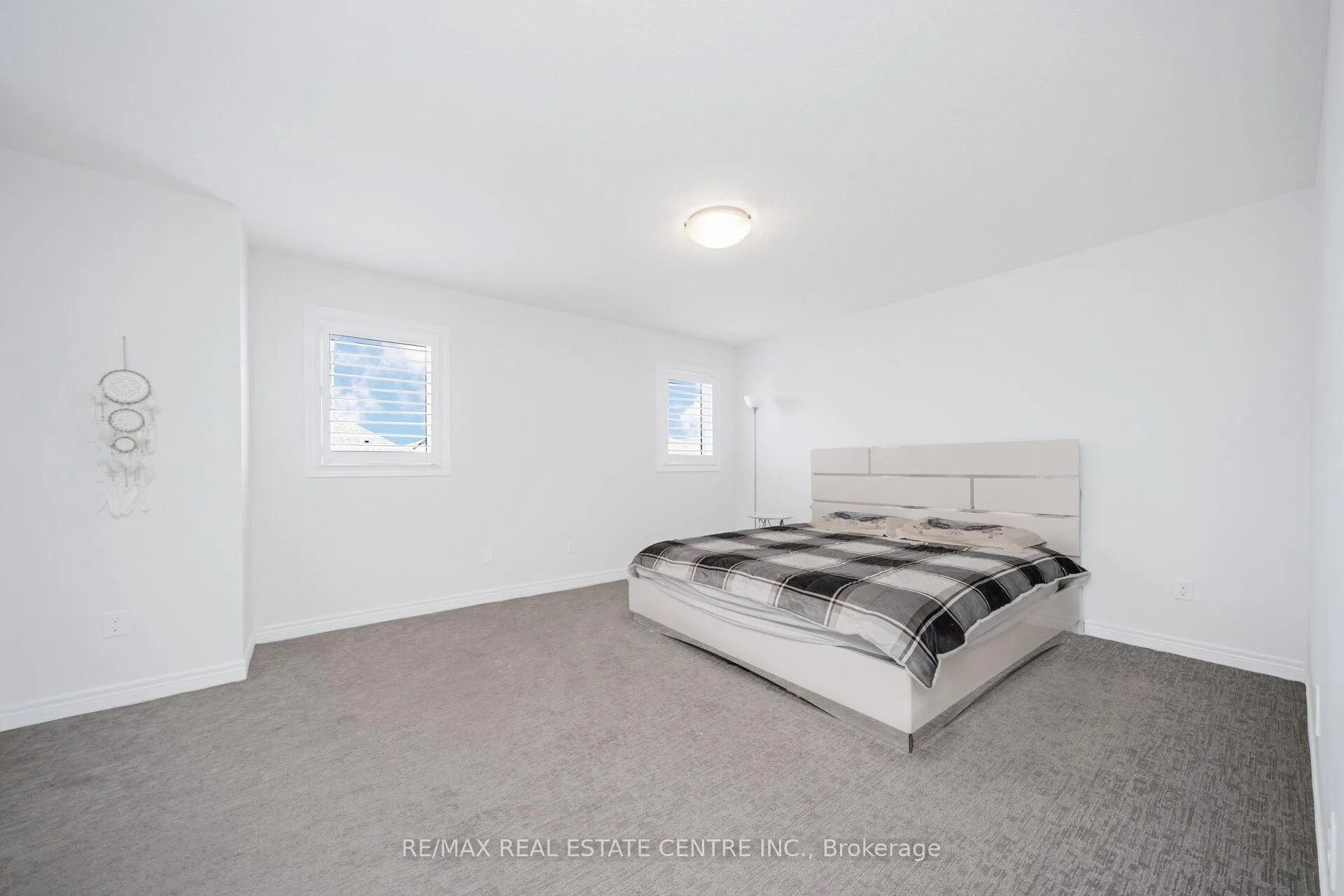 Photo 23 of 48 Arlington Parkway, Brant, Paris — HOMEH