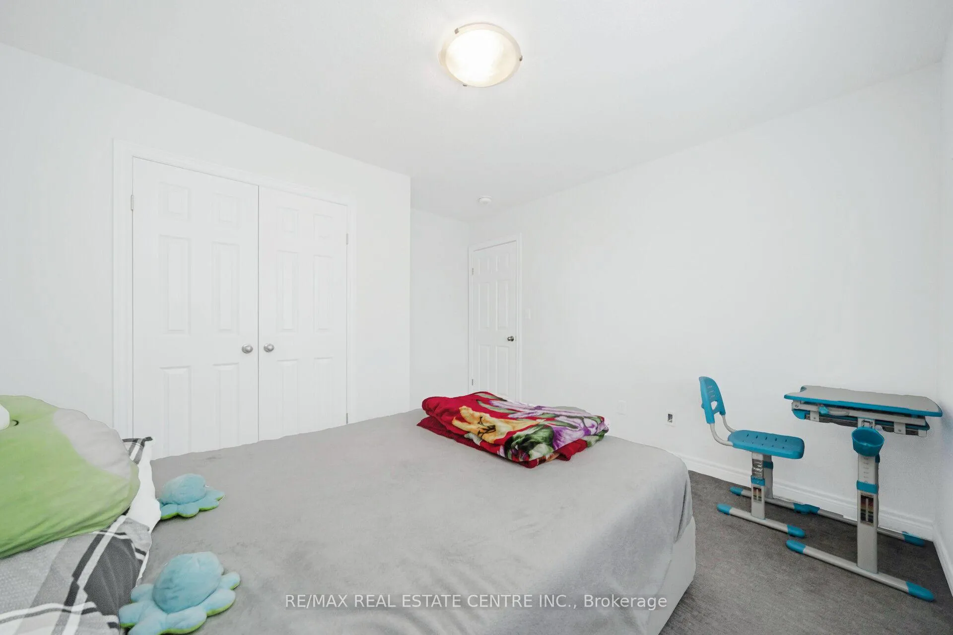 Photo 28 of 48 Arlington Parkway, Brant, Paris — HOMEH