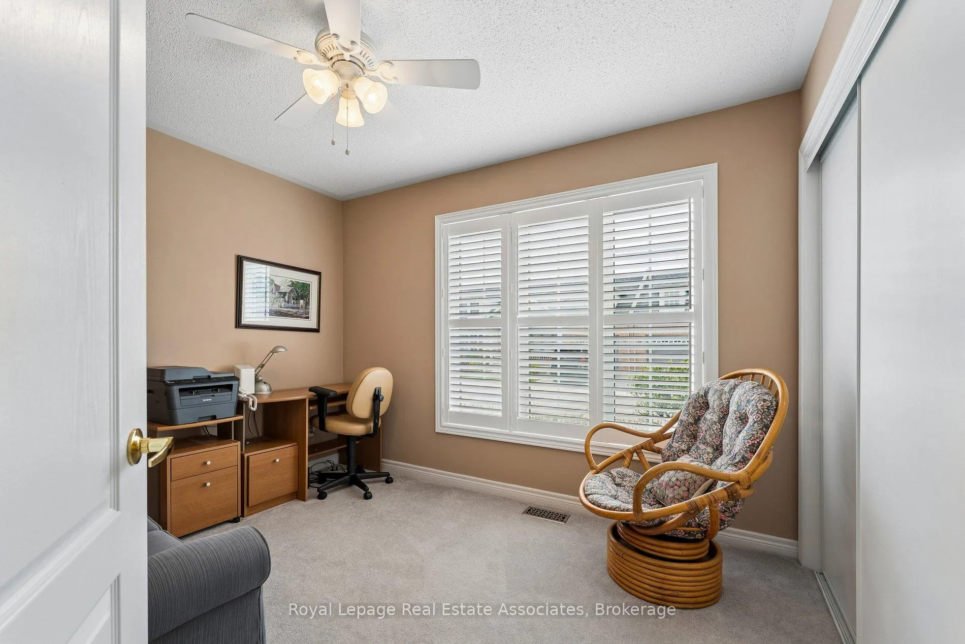 Photo 9 of 9 Falconwood Place, Brampton, Sandringham-Wellington — HOMEH