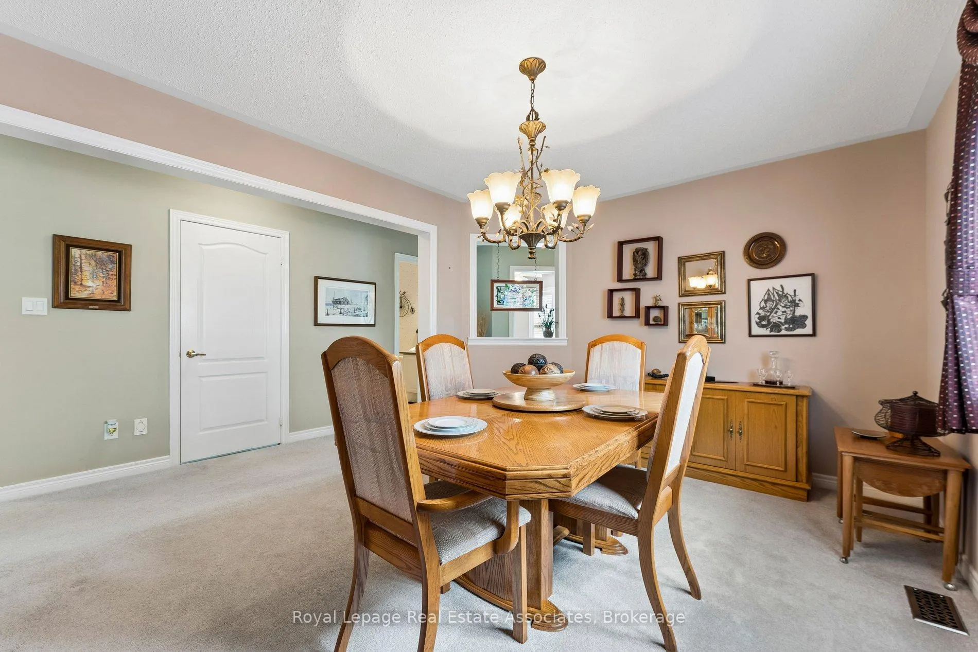 Photo 15 of 9 Falconwood Place, Brampton, Sandringham-Wellington — HOMEH