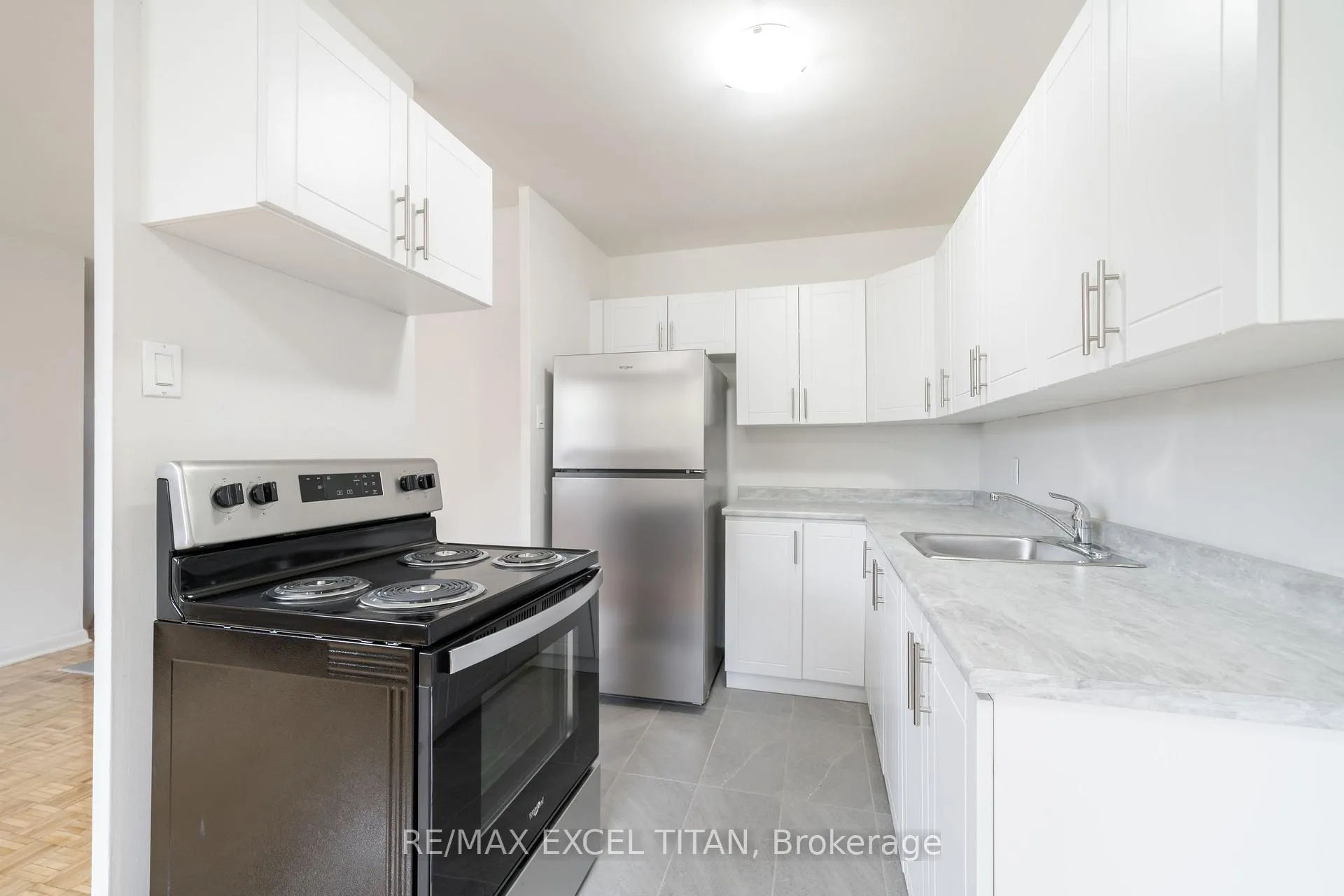 Photo 9 of Unit 106, 4 Hill Heights Road, Etobicoke, Stonegate-Queensway — HOMEH