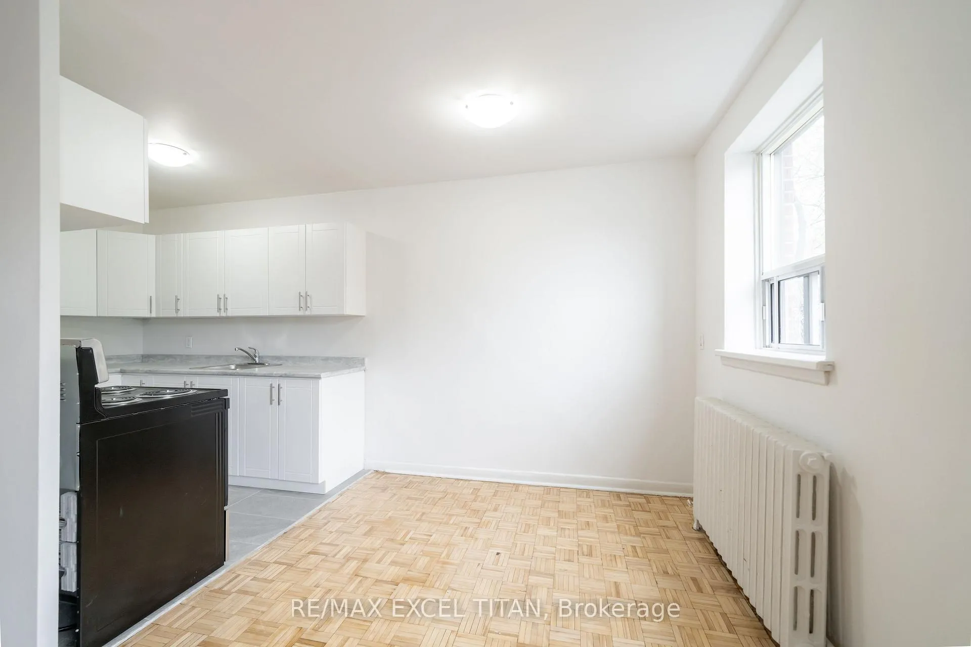 Photo 10 of Unit 106, 4 Hill Heights Road, Etobicoke, Stonegate-Queensway — HOMEH