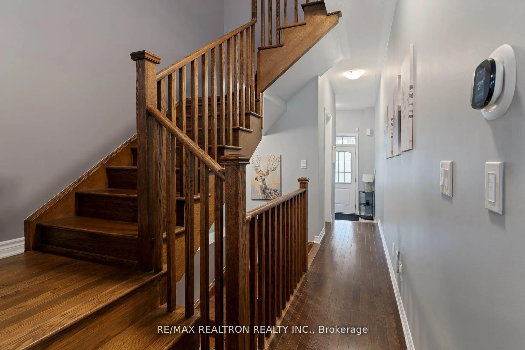 Photo 3 of 19 Sutcliffe Drive, Whitby, Rolling Acres — HOMEH