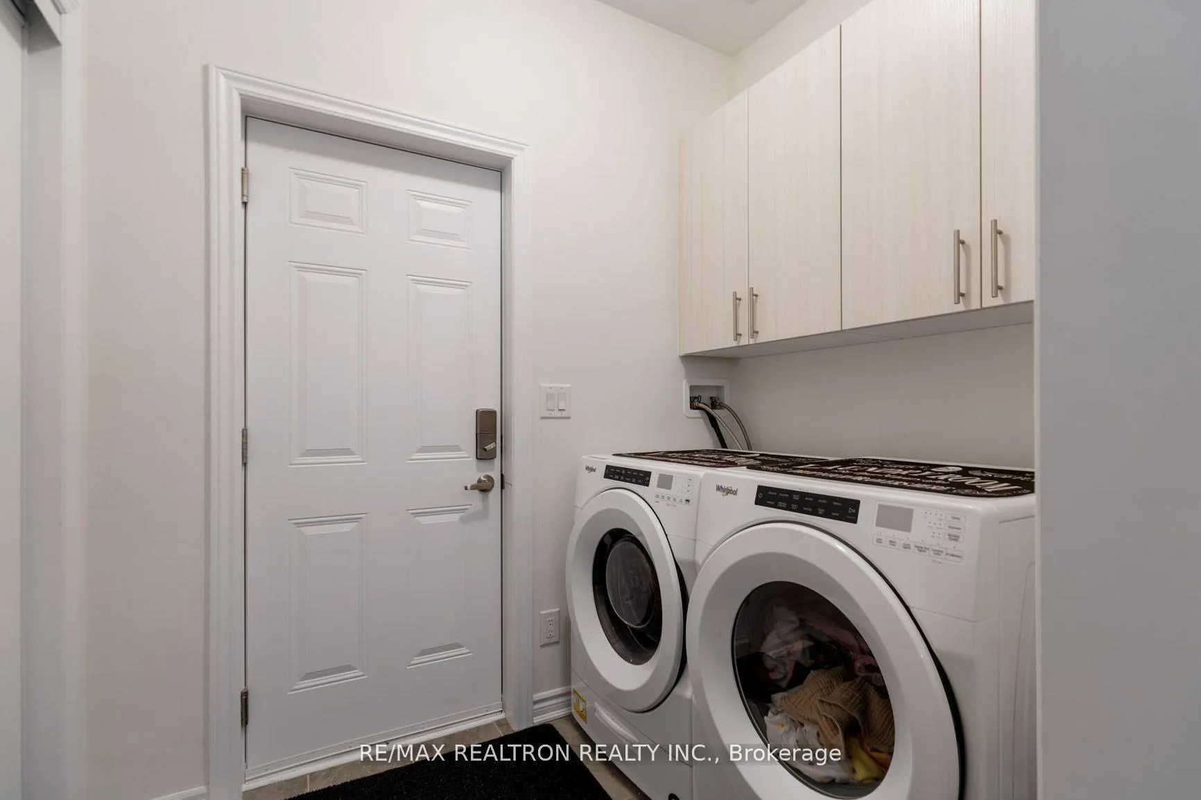 Photo 21 of 19 Sutcliffe Drive, Whitby, Rolling Acres — HOMEH
