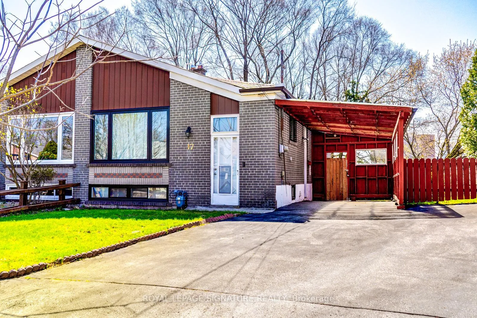 Photo 1 of 17 Avis Crescent, Toronto, O'Connor-Parkview — HOMEH