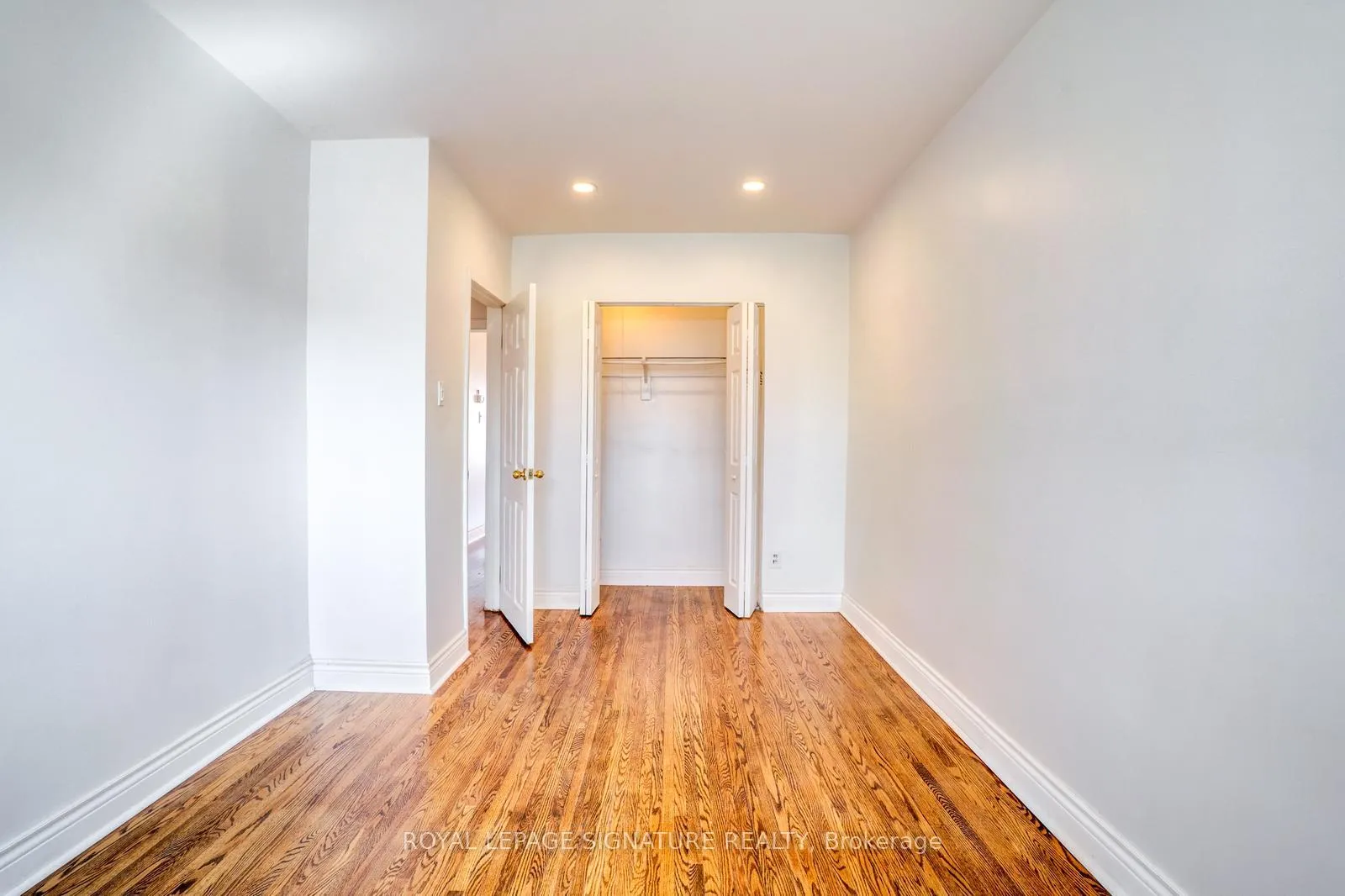 Photo 16 of 17 Avis Crescent, Toronto, O'Connor-Parkview — HOMEH