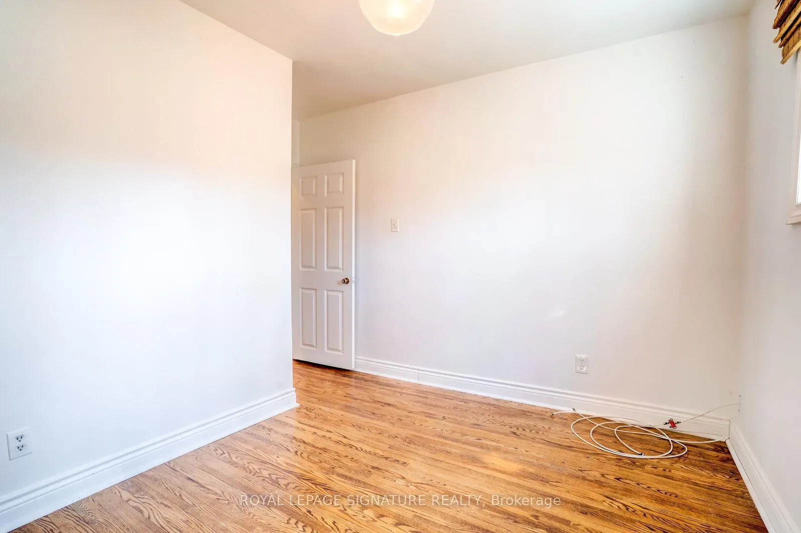 Photo 18 of 17 Avis Crescent, Toronto, O'Connor-Parkview — HOMEH