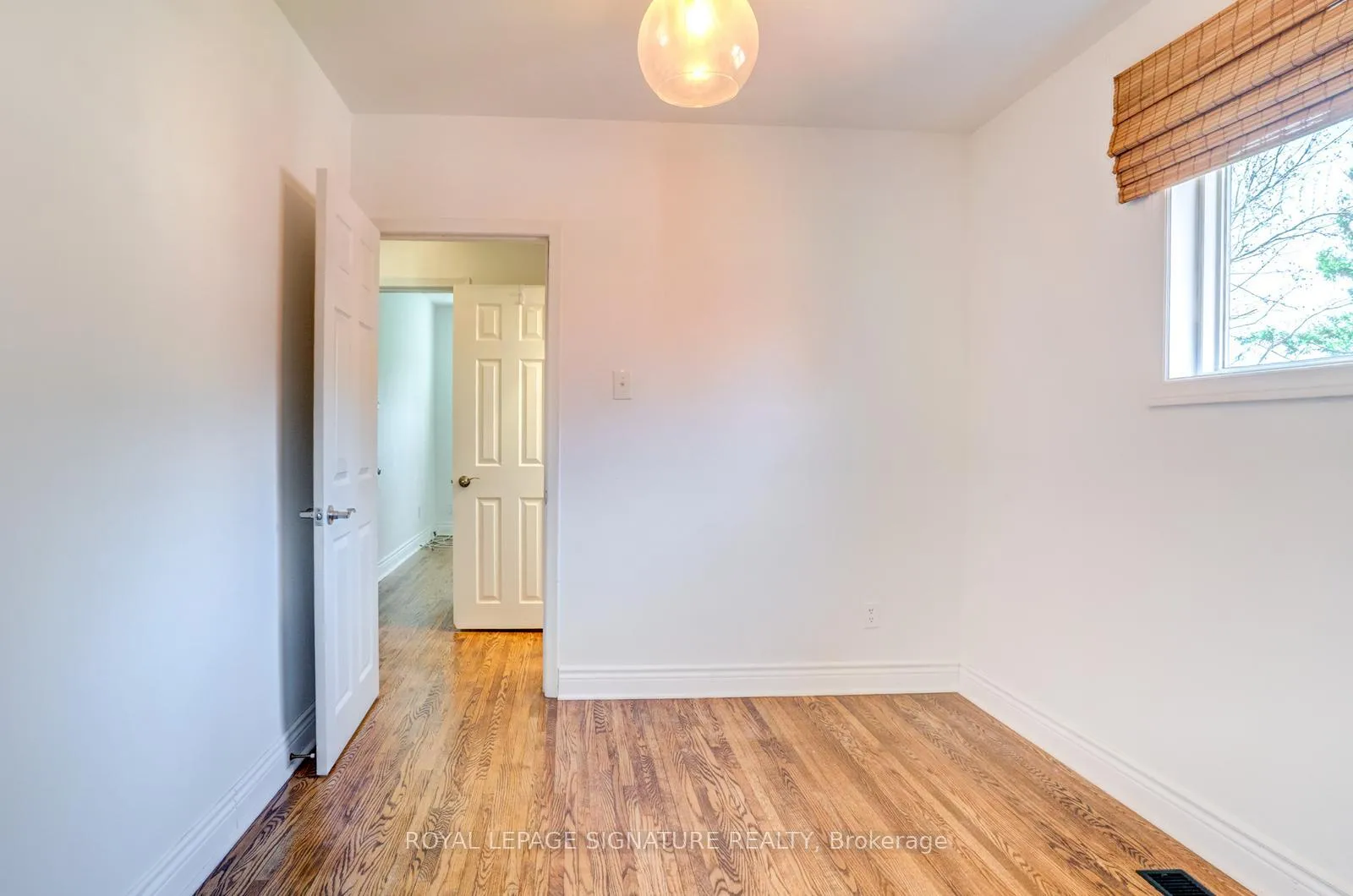 Photo 20 of 17 Avis Crescent, Toronto, O'Connor-Parkview — HOMEH