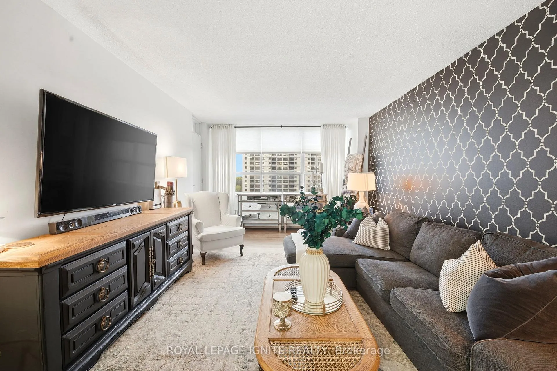 Photo 7 of Unit 714, 370 Dixon Road, Etobicoke, Kingsview Village-The Westway — HOMEH