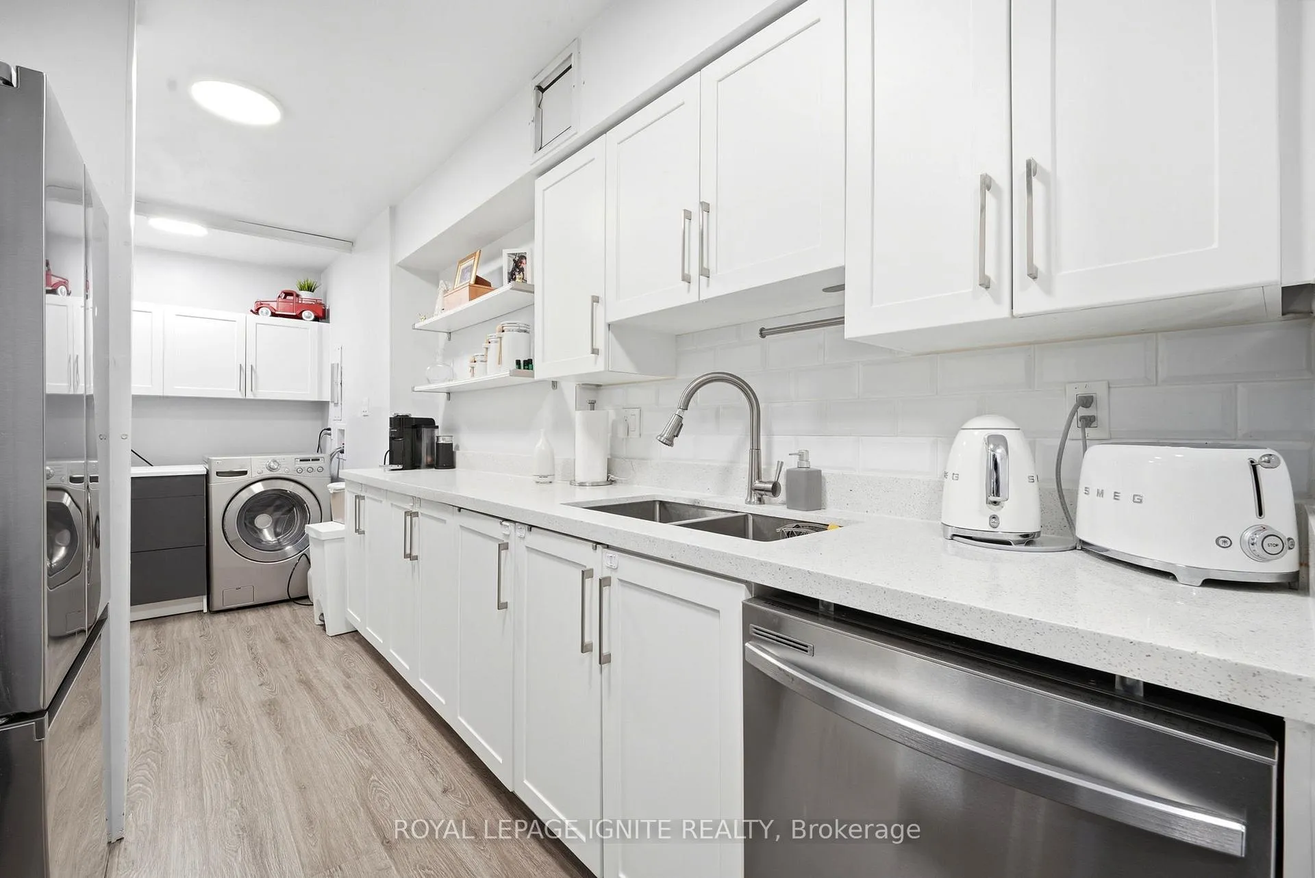 Photo 11 of Unit 714, 370 Dixon Road, Etobicoke, Kingsview Village-The Westway — HOMEH
