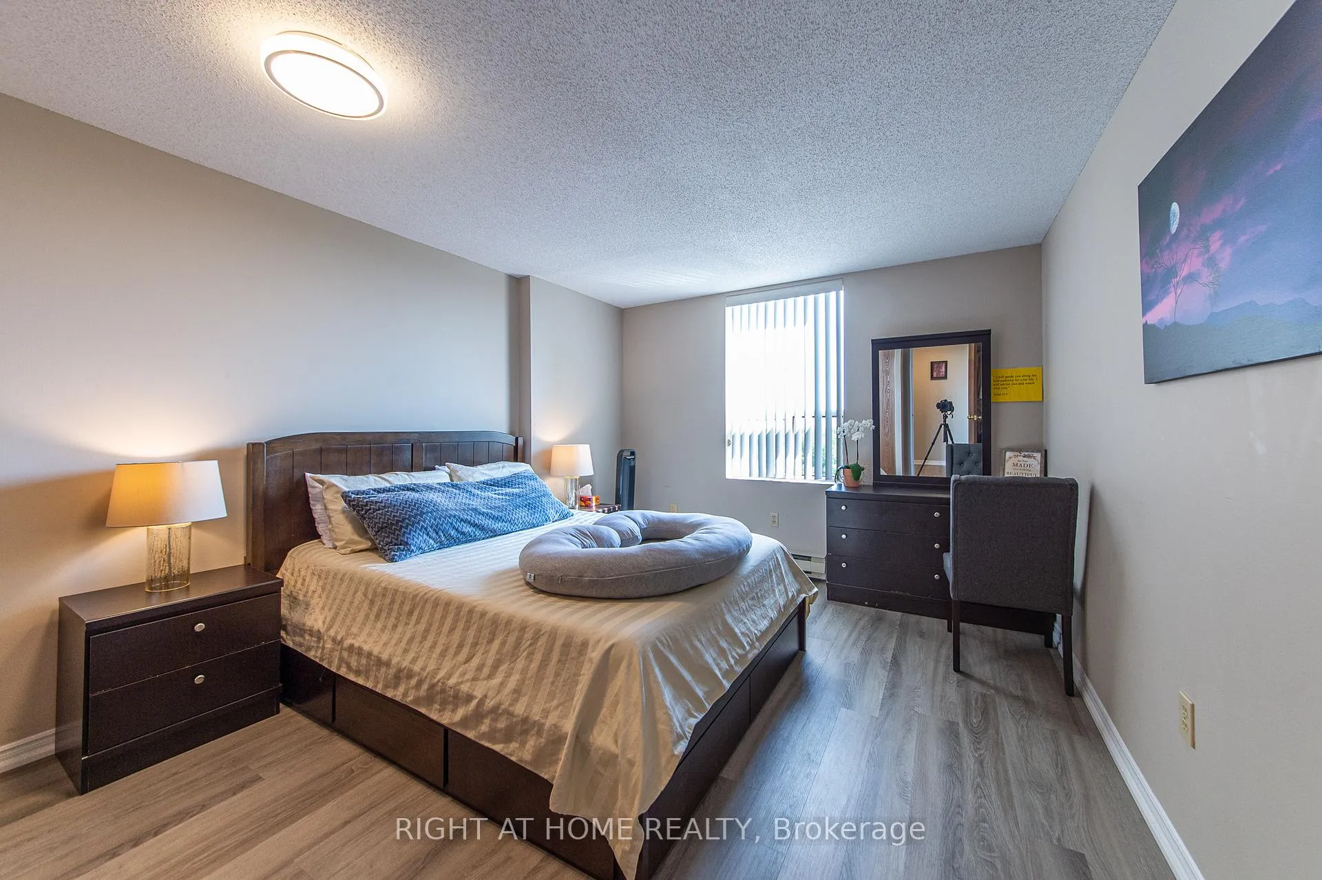 Photo 15 of Unit 1714, 35 Green Valley Drive, Kitchener, Pioneer Park — HOMEH