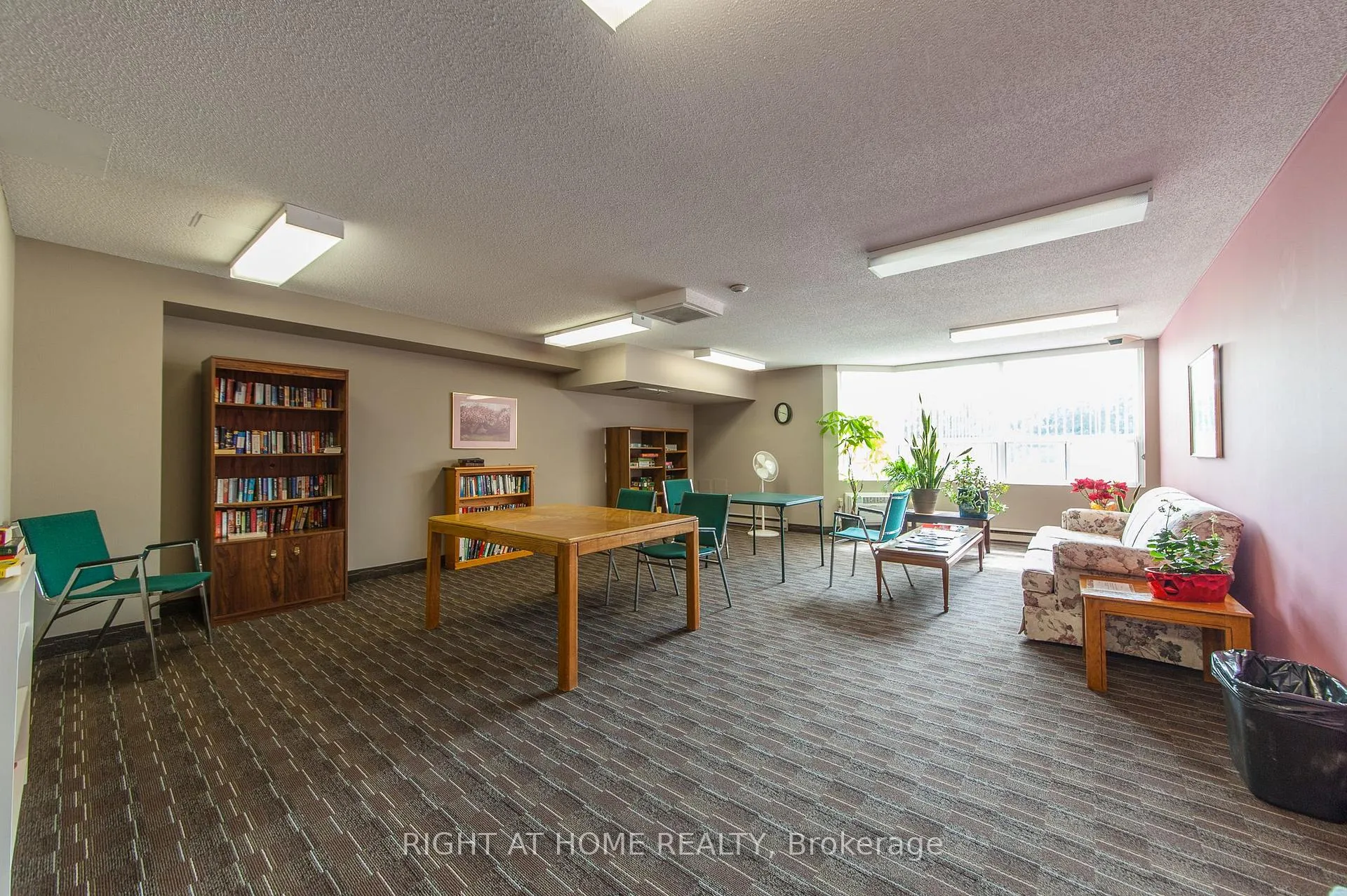 Photo 22 of Unit 1714, 35 Green Valley Drive, Kitchener, Pioneer Park — HOMEH