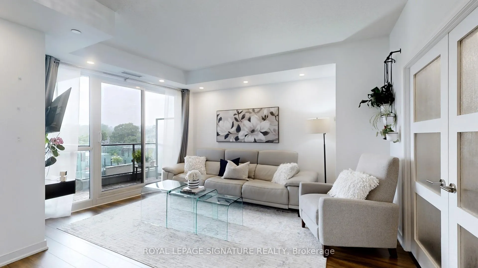 Photo 5 of Unit 510, 60 Berwick Avenue, Toronto, Yonge-Eglinton — HOMEH