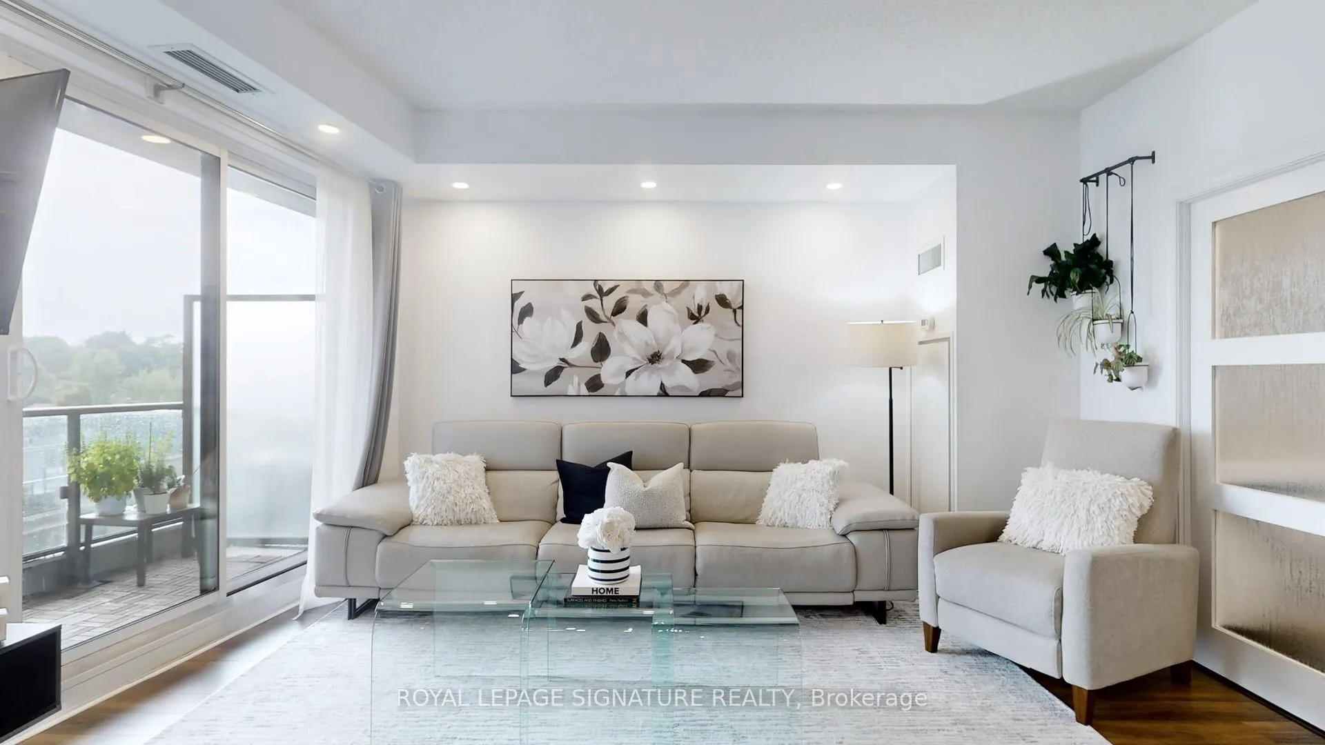 Photo 6 of Unit 510, 60 Berwick Avenue, Toronto, Yonge-Eglinton — HOMEH
