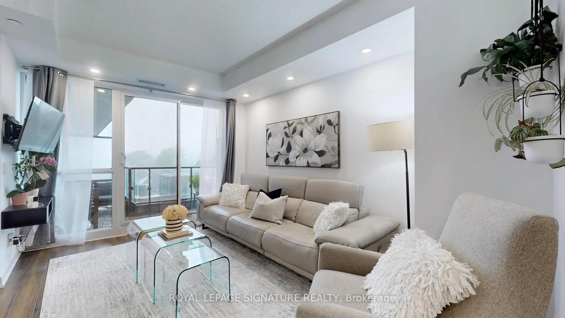Photo 8 of Unit 510, 60 Berwick Avenue, Toronto, Yonge-Eglinton — HOMEH