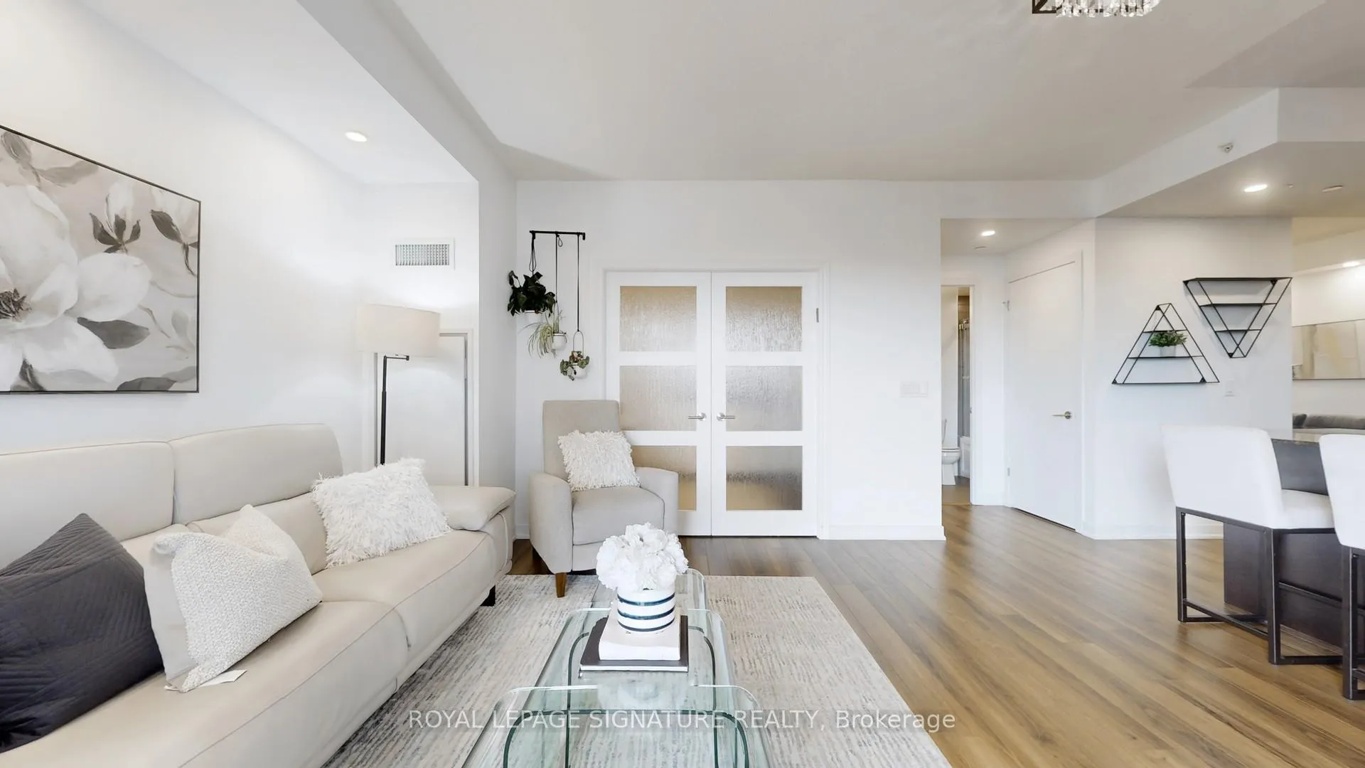 Photo 9 of Unit 510, 60 Berwick Avenue, Toronto, Yonge-Eglinton — HOMEH