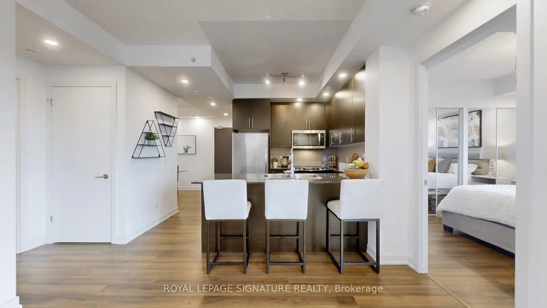 Photo 15 of Unit 510, 60 Berwick Avenue, Toronto, Yonge-Eglinton — HOMEH
