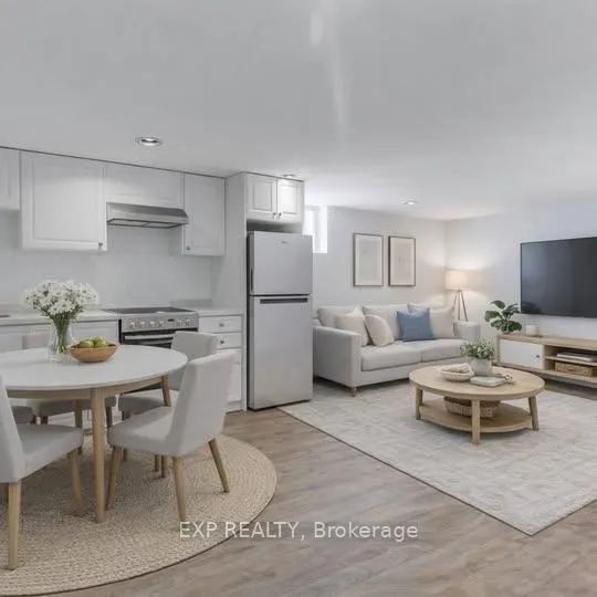 Photo 4 of Unit 2, 11 Fairside Avenue, Toronto, Danforth Village-East York — HOMEH