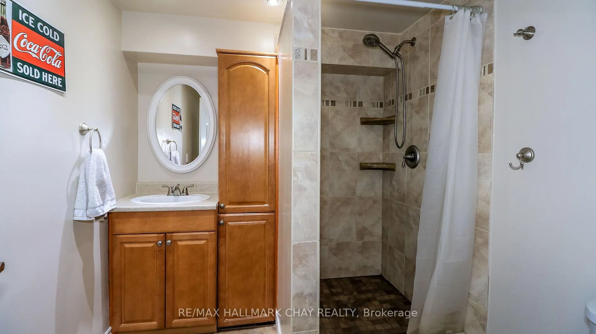 Photo 29 of 4062 Wainman Line, Severn, Bass Lake — HOMEH