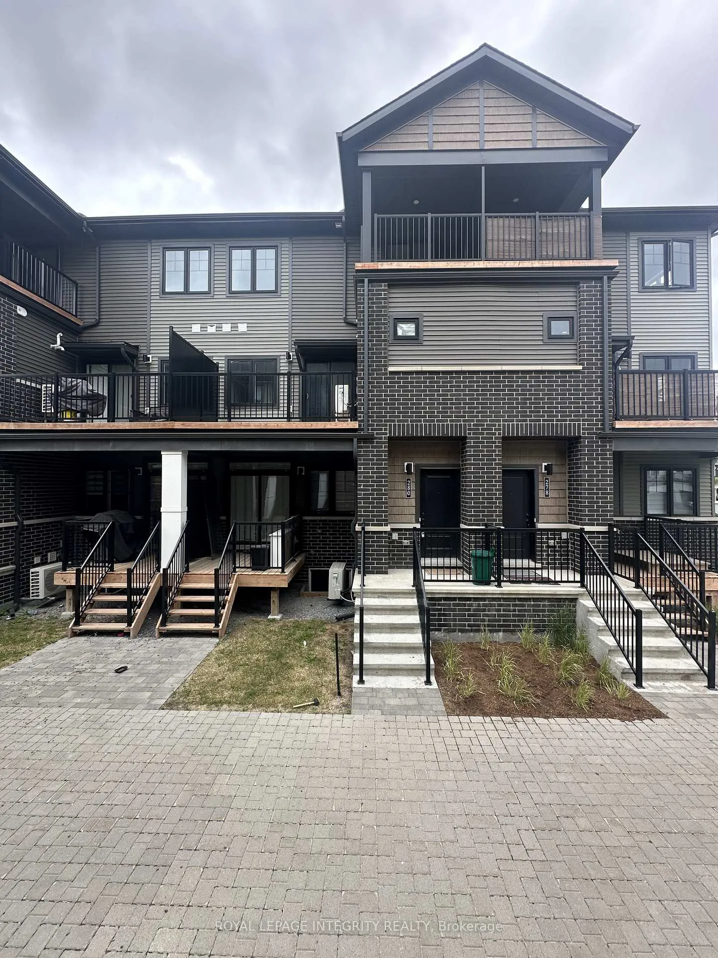 Photo 1 of 280 Anyolite Private, Ottawa, Barrhaven - Heritage Park — HOMEH