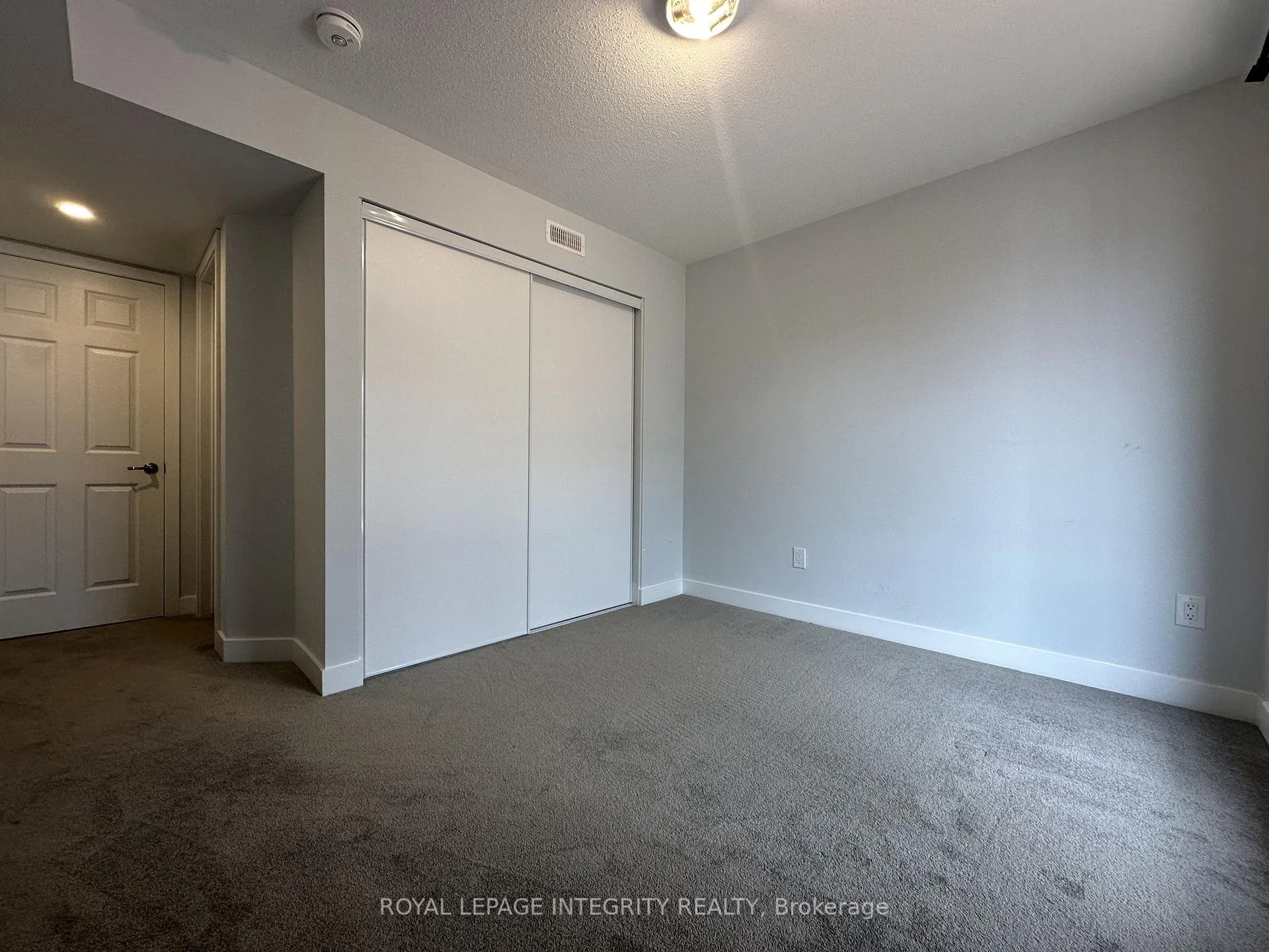 Photo 13 of 280 Anyolite Private, Ottawa, Barrhaven - Heritage Park — HOMEH