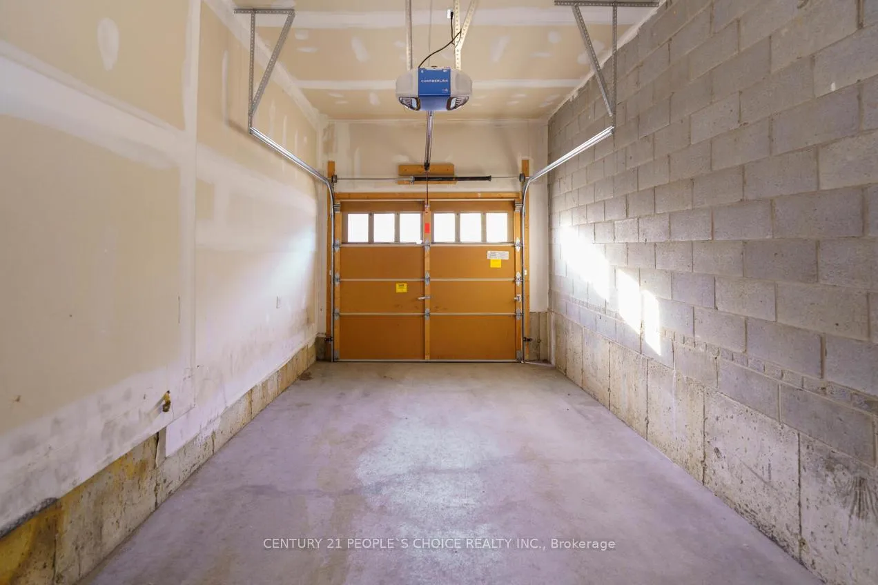 Photo 44 of 43 Quinton Ridge, Brampton, Bram West — HOMEH