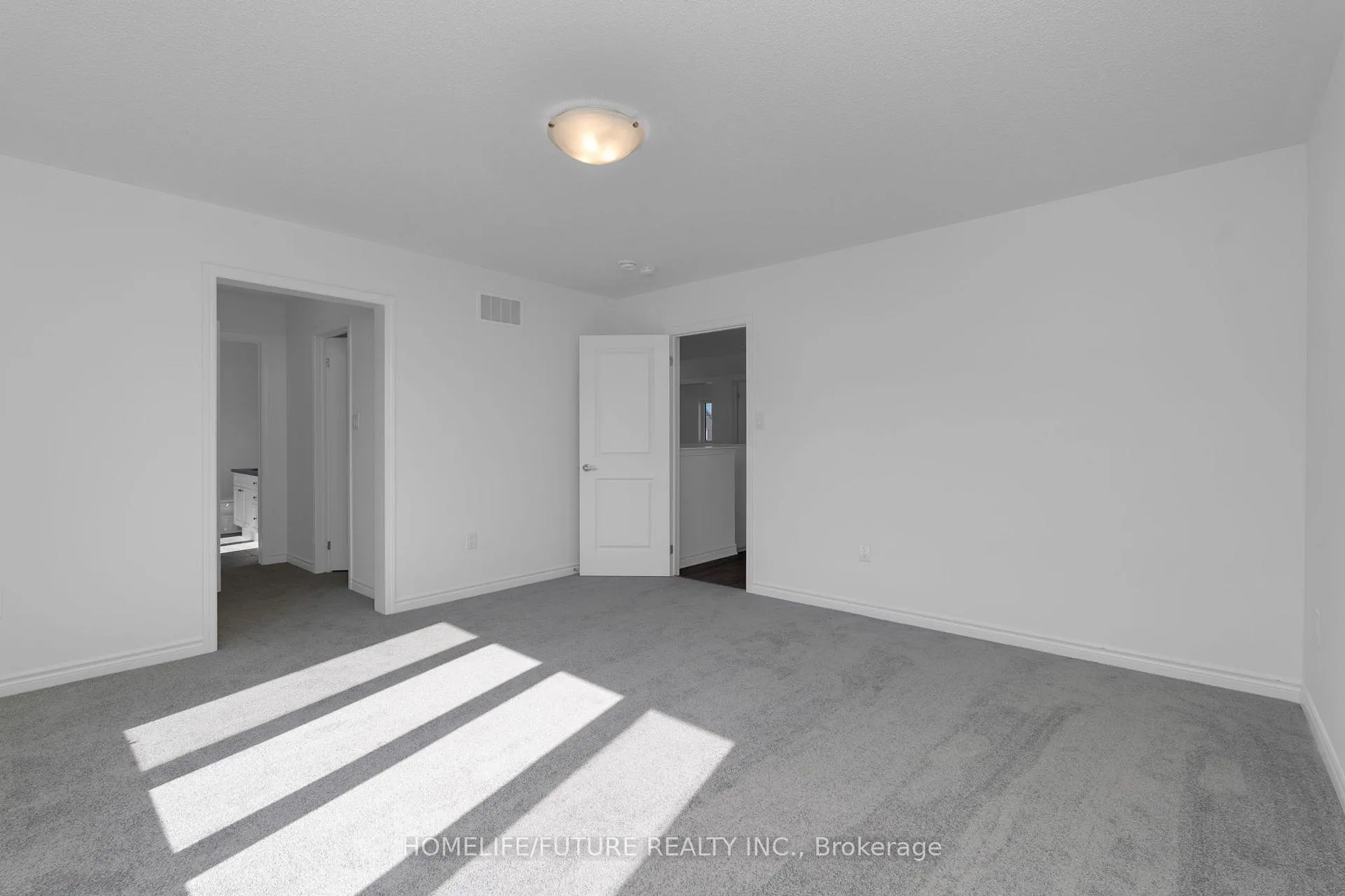 Photo 16 of 1 Dyer Crescent, Bracebridge, Macaulay — HOMEH