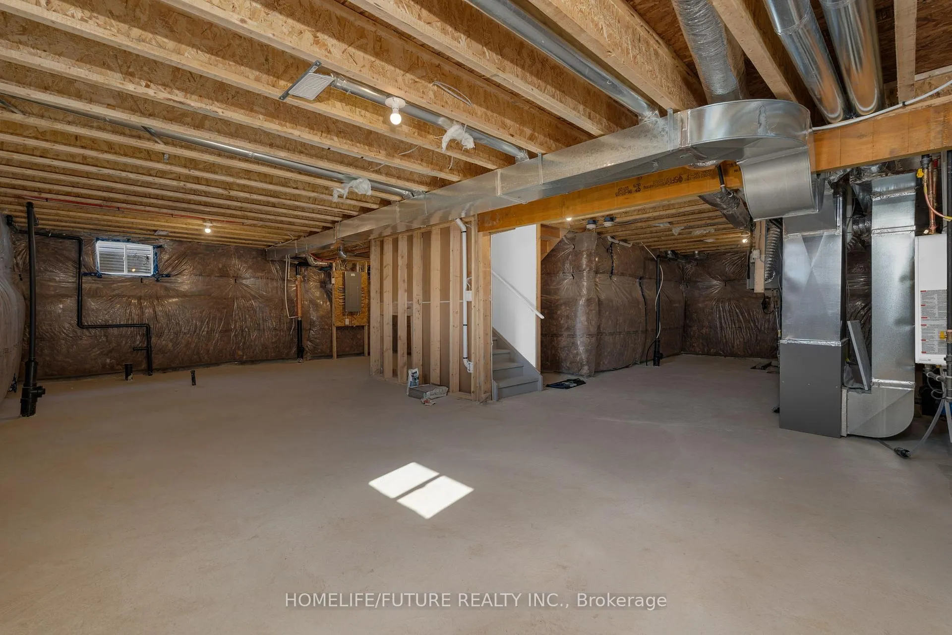 Photo 26 of 1 Dyer Crescent, Bracebridge, Macaulay — HOMEH