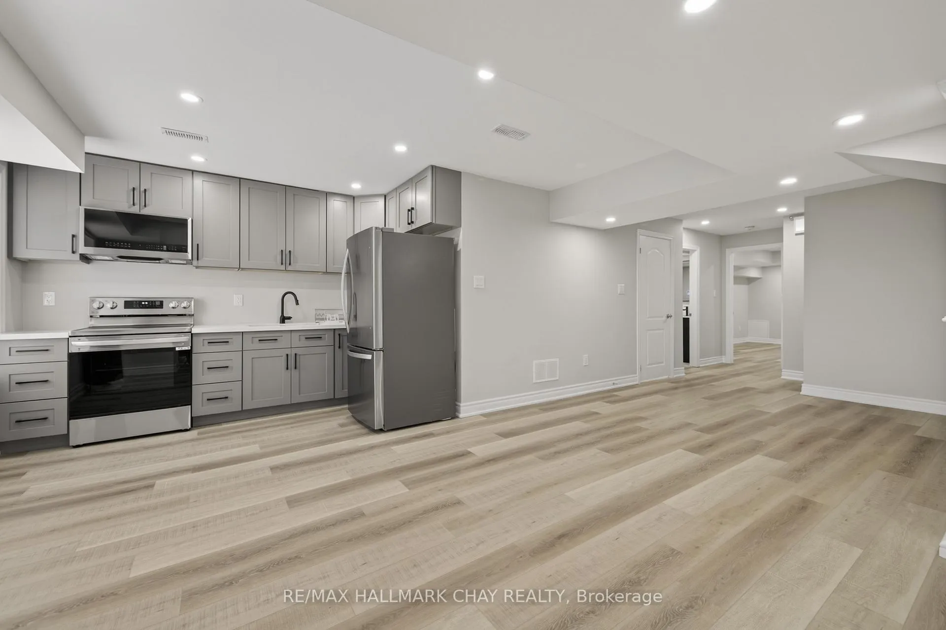 Photo 9 of Unit Basement, 63 Janes Crescent, New Tecumseth, Rural New Tecumseth — HOMEH