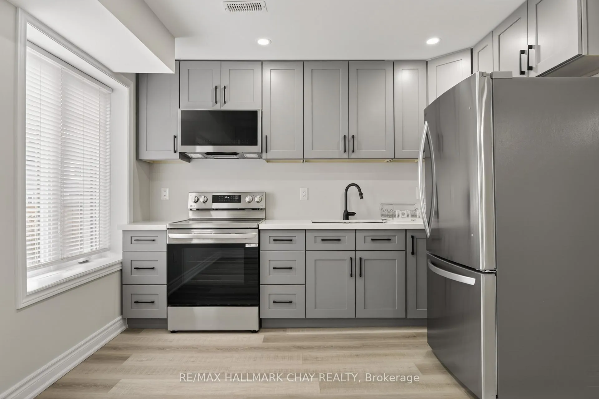Photo 12 of Unit Basement, 63 Janes Crescent, New Tecumseth, Rural New Tecumseth — HOMEH