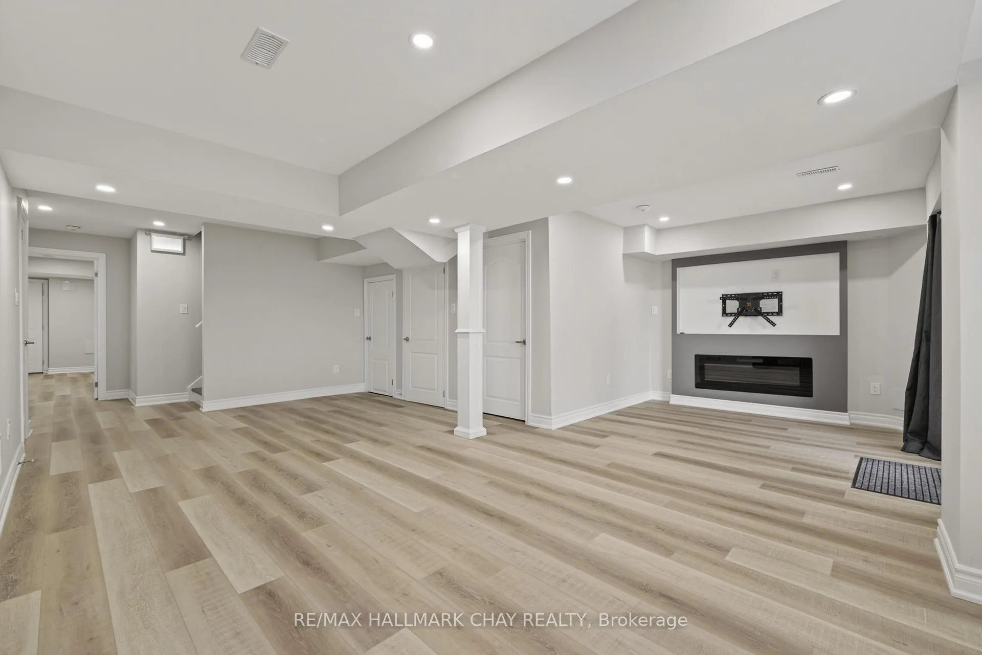 Photo 15 of Unit Basement, 63 Janes Crescent, New Tecumseth, Rural New Tecumseth — HOMEH