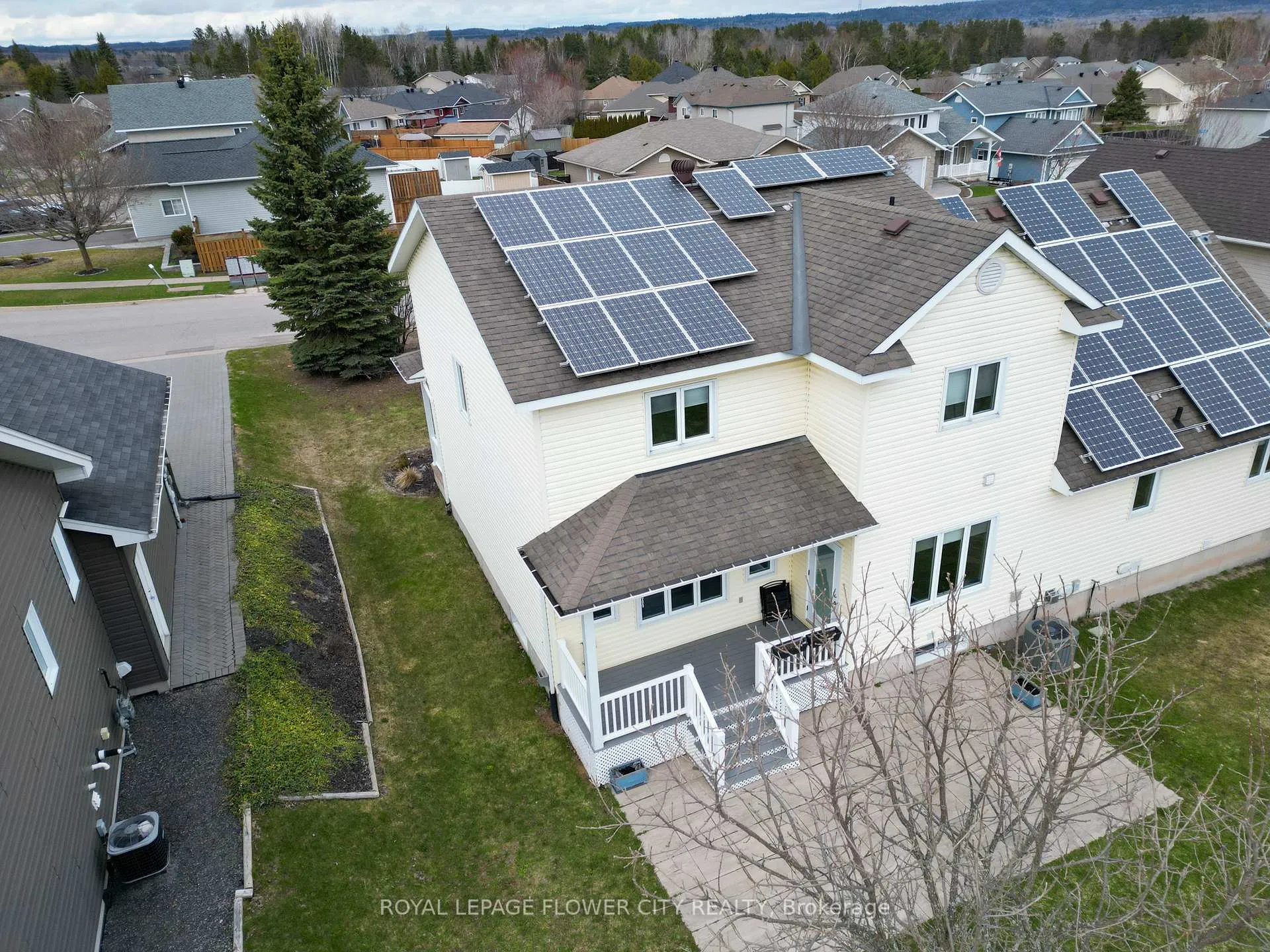 Photo 7 of 276 Millcreek Drive W, Sault Ste Marie, Ward 3 — HOMEH