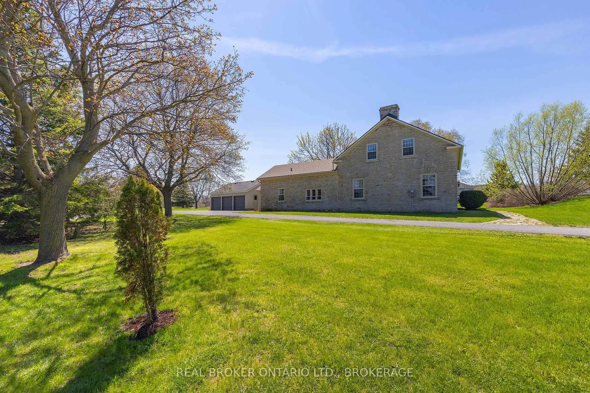 Photo 31 of 1069 Highway 15, Kingston, Kingston East (Incl Barret Crt) — HOMEH