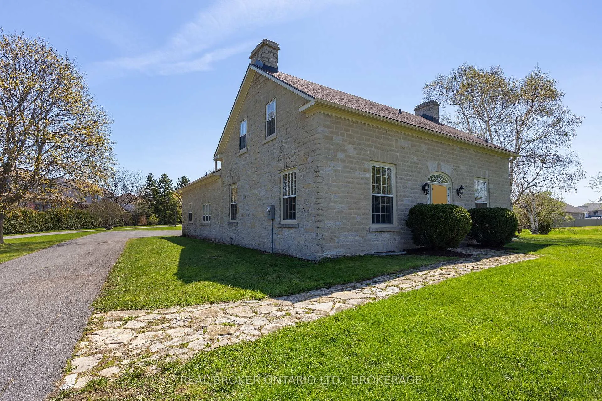 Photo 35 of 1069 Highway 15, Kingston, Kingston East (Incl Barret Crt) — HOMEH