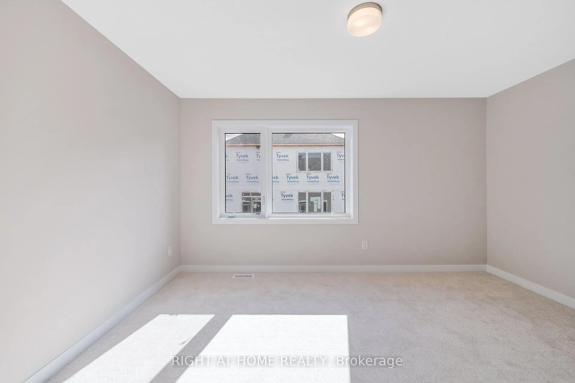Photo 8 of 432 Epoch Street, Ottawa, Barrhaven - Half Moon Bay — HOMEH