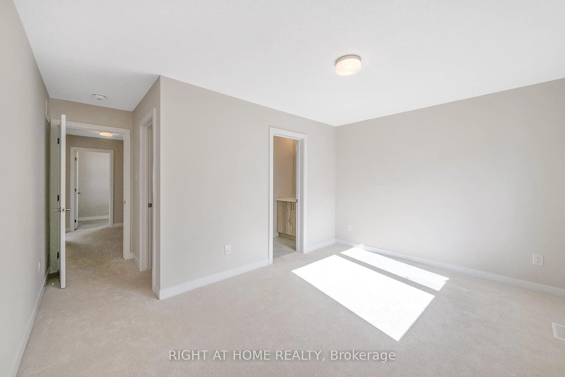 Photo 11 of 432 Epoch Street, Ottawa, Barrhaven - Half Moon Bay — HOMEH