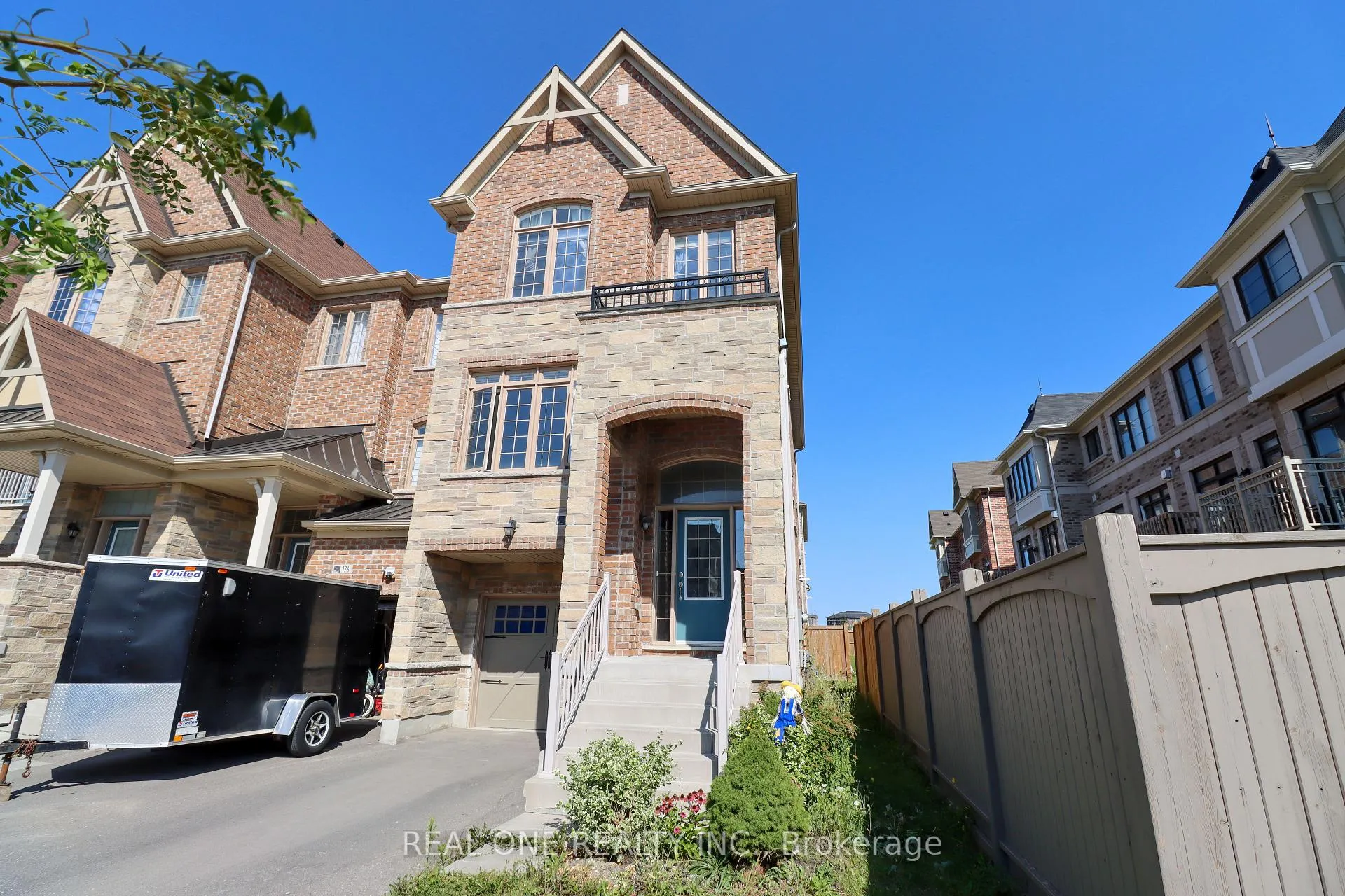 Photo 1 of 180 Sunset Terrace, Vaughan, Vellore Village — HOMEH