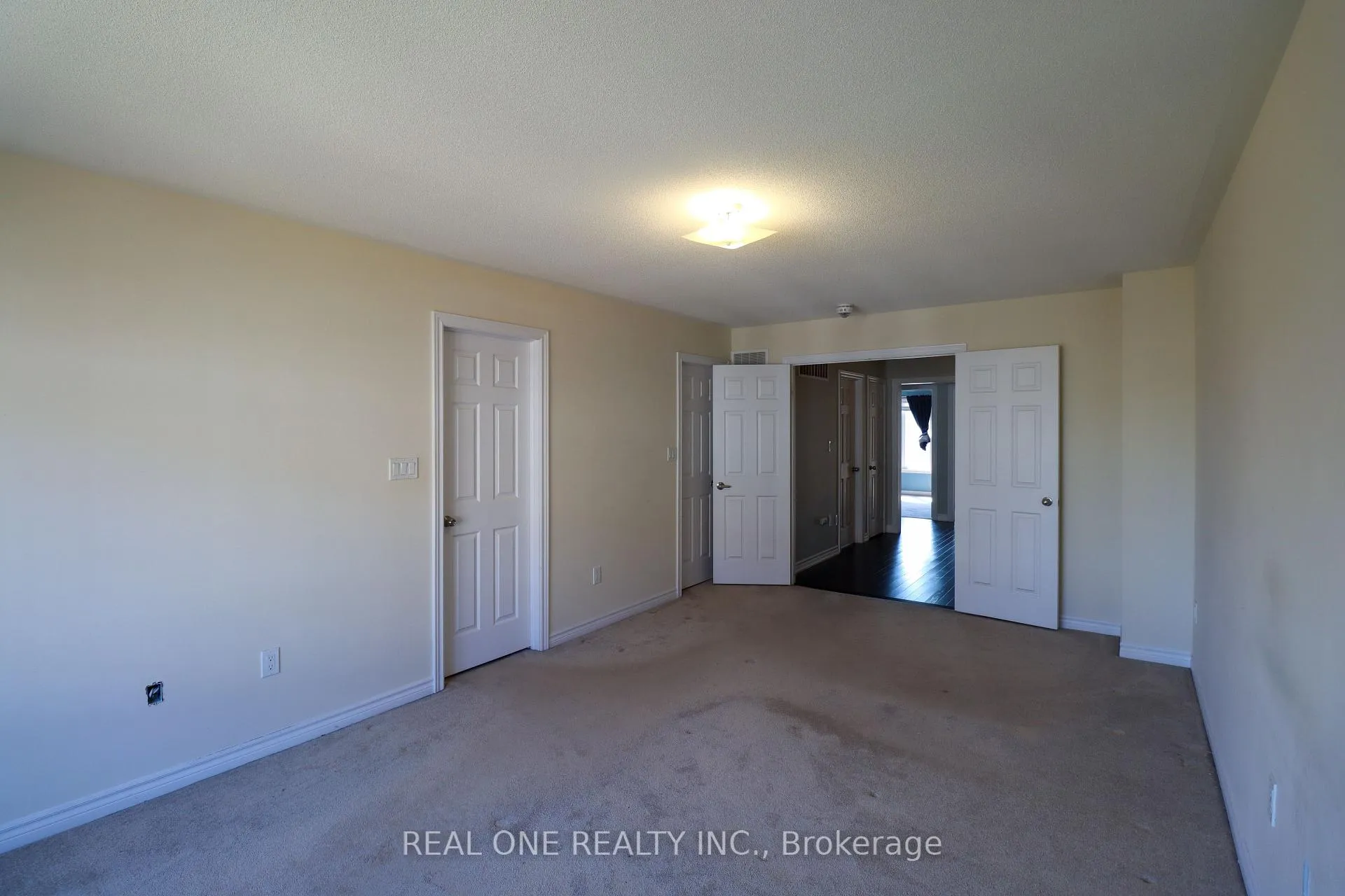 Photo 22 of 180 Sunset Terrace, Vaughan, Vellore Village — HOMEH