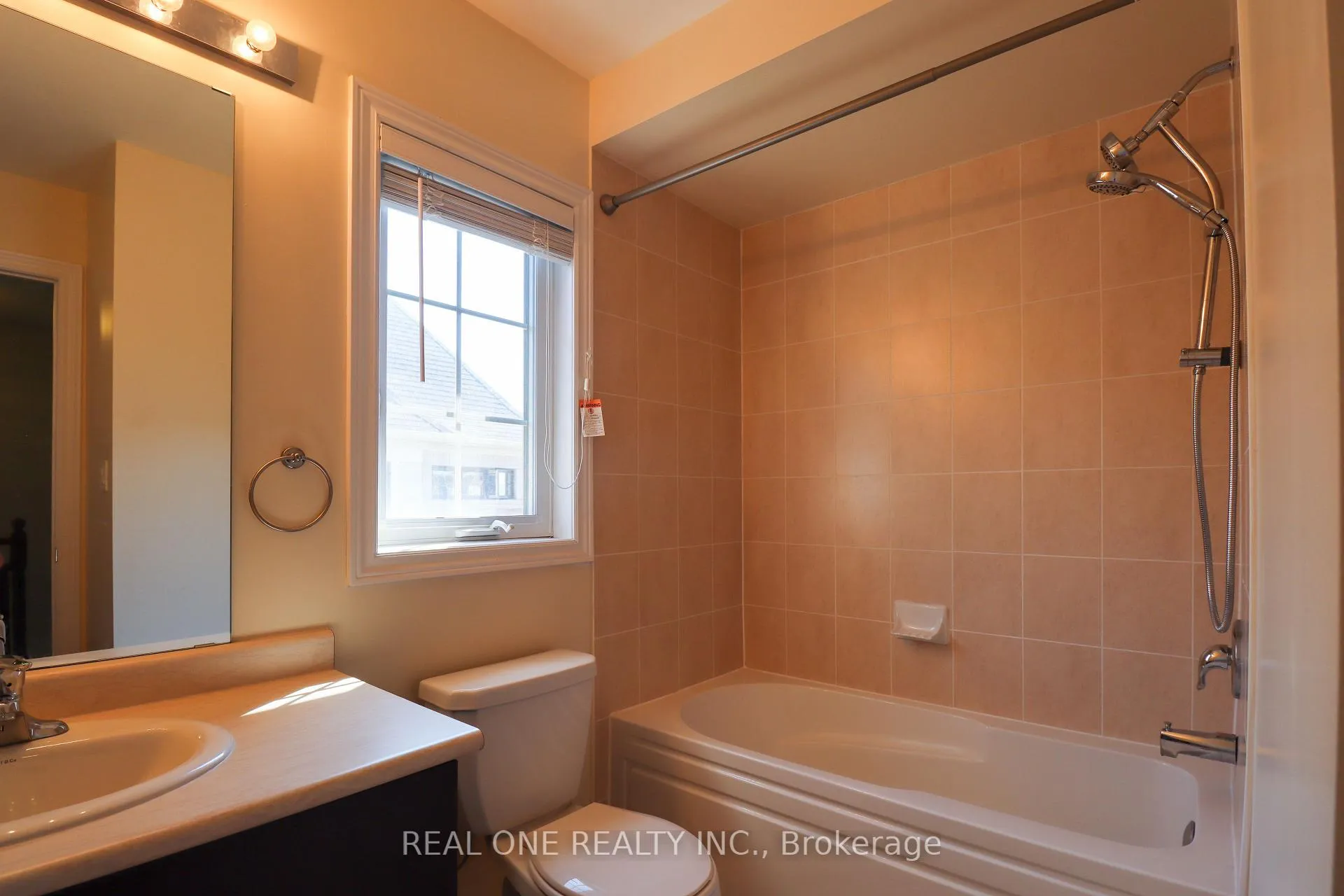 Photo 30 of 180 Sunset Terrace, Vaughan, Vellore Village — HOMEH