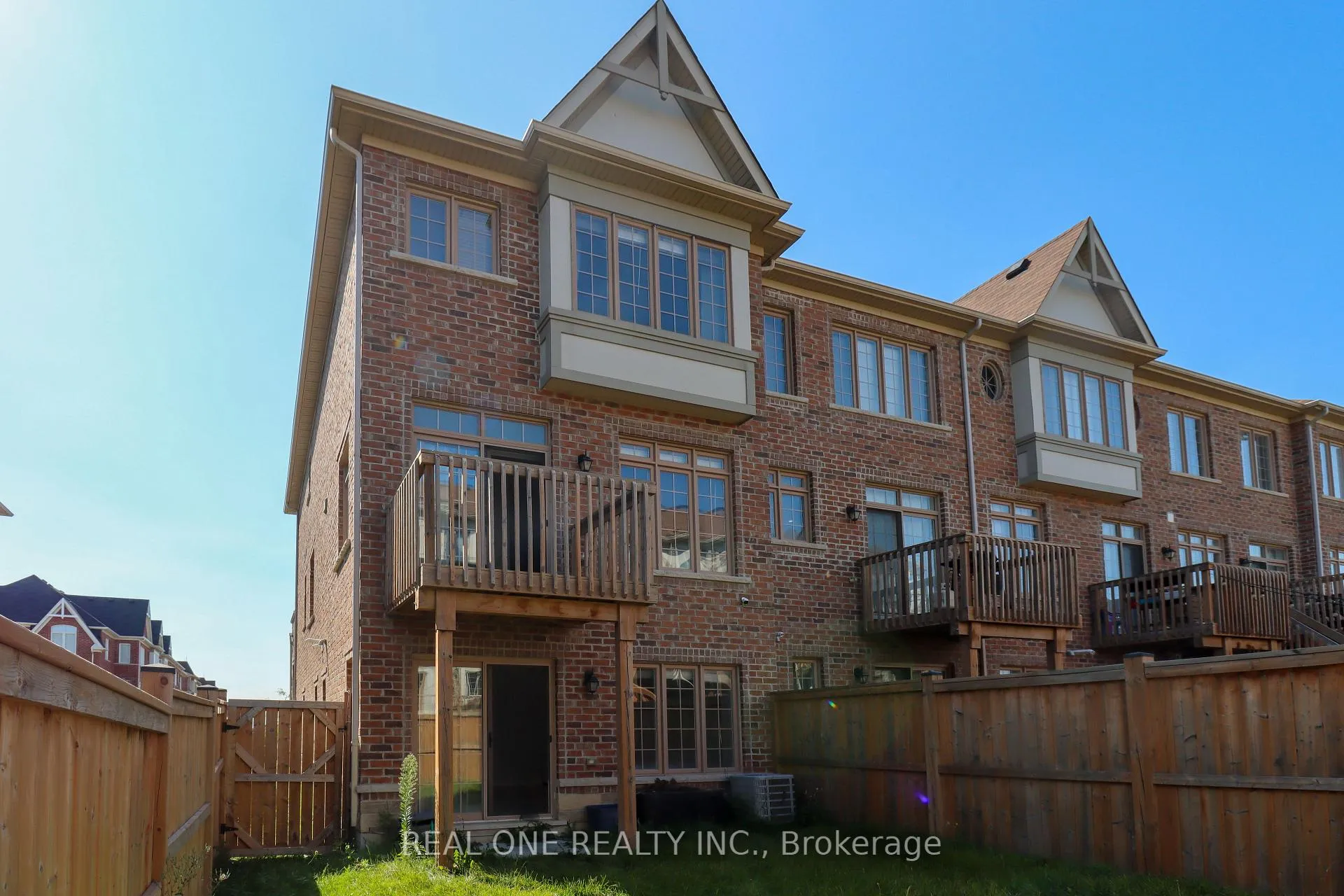 Photo 33 of 180 Sunset Terrace, Vaughan, Vellore Village — HOMEH