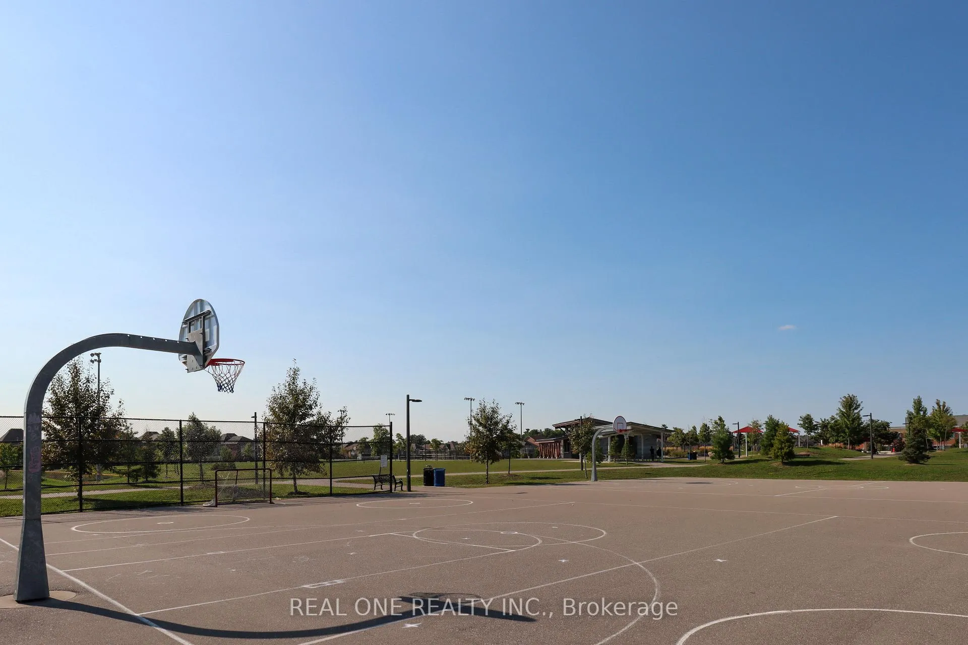 Photo 37 of 180 Sunset Terrace, Vaughan, Vellore Village — HOMEH