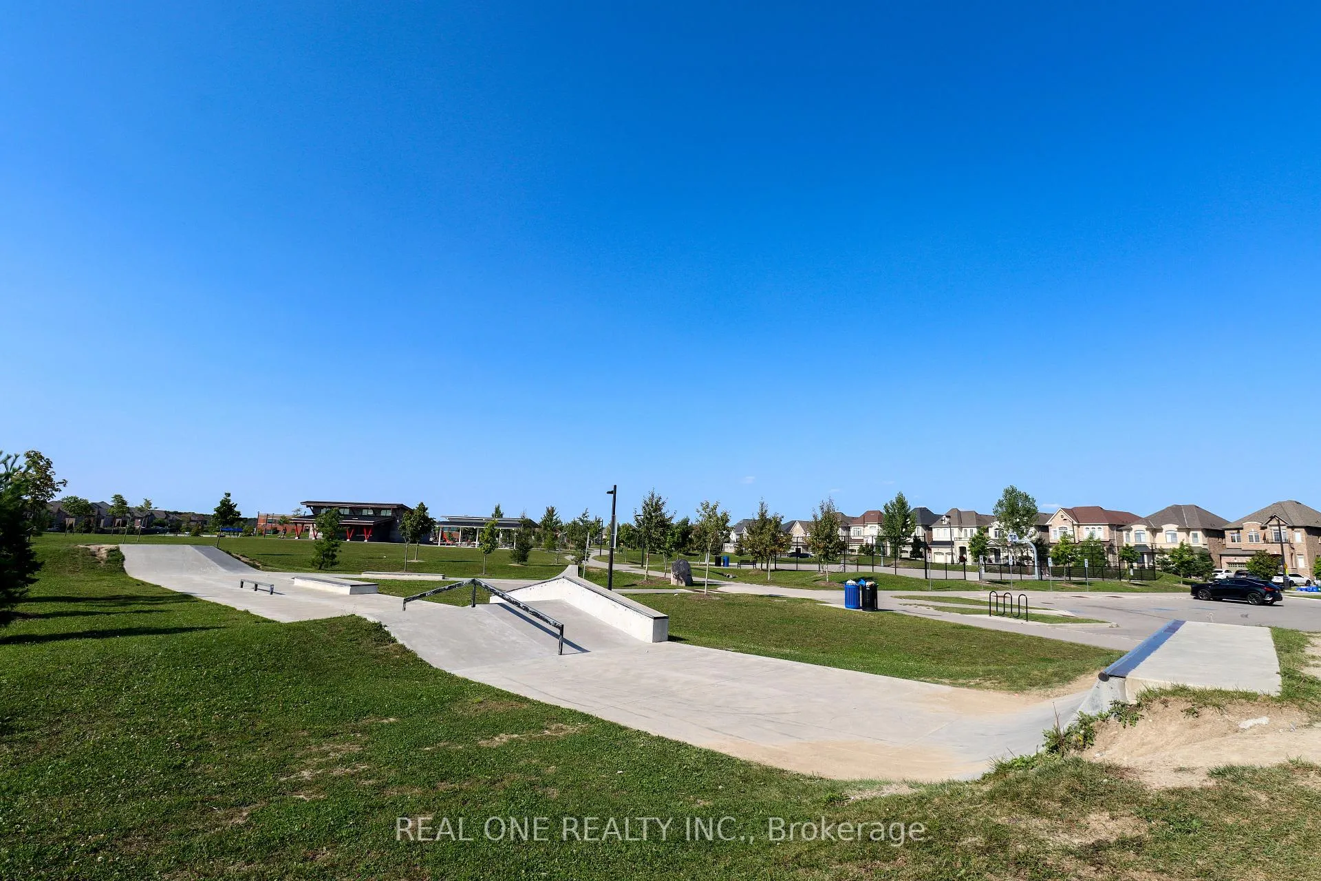 Photo 39 of 180 Sunset Terrace, Vaughan, Vellore Village — HOMEH