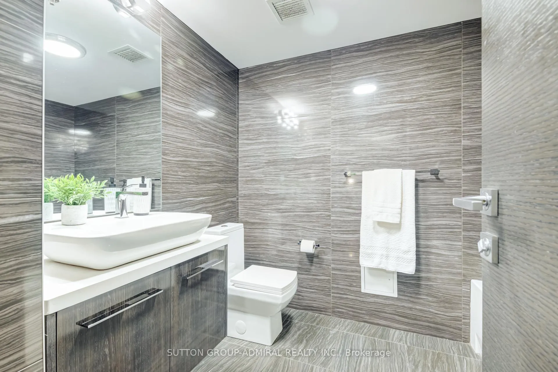 Photo 24 of Unit TH2, 220 George Street, Toronto, Moss Park — HOMEH