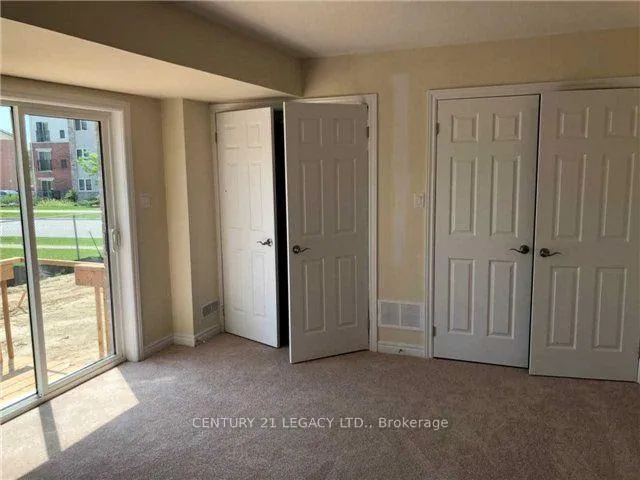 Photo 6 of Unit Unit 2, 420 Linden Drive, Cambridge, Preston Heights — HOMEH