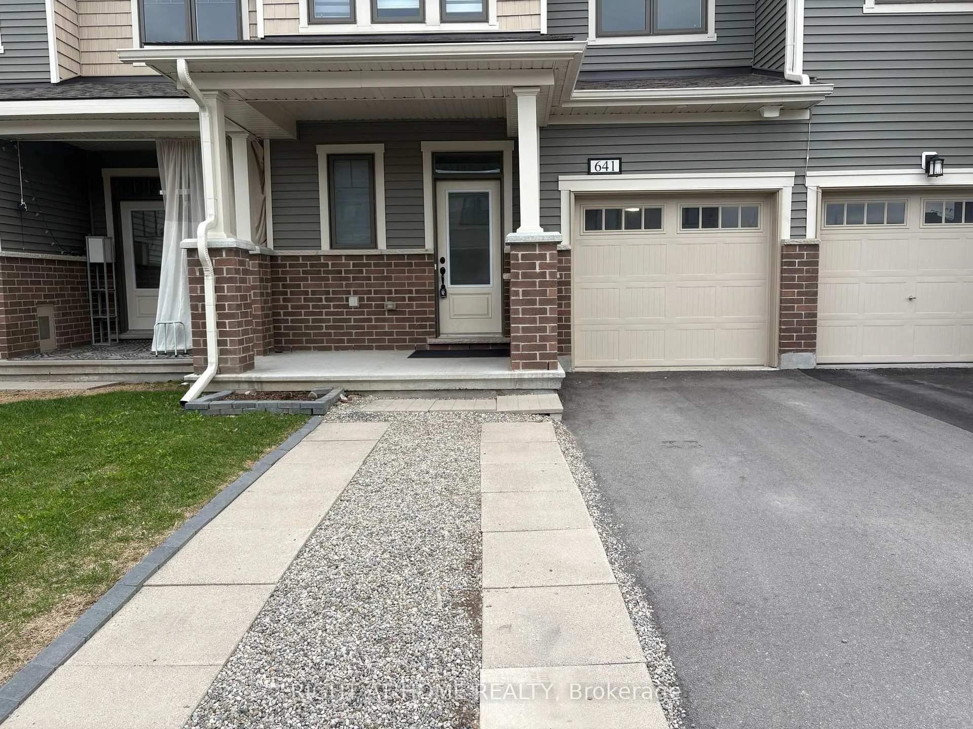 Photo 2 of 641 Allied Mews, Ottawa, Stittsville (North) — HOMEH